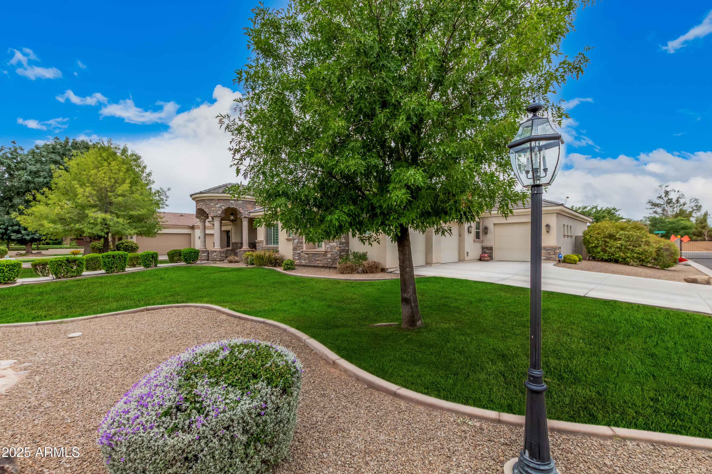 330 N PORTLAND Avenue