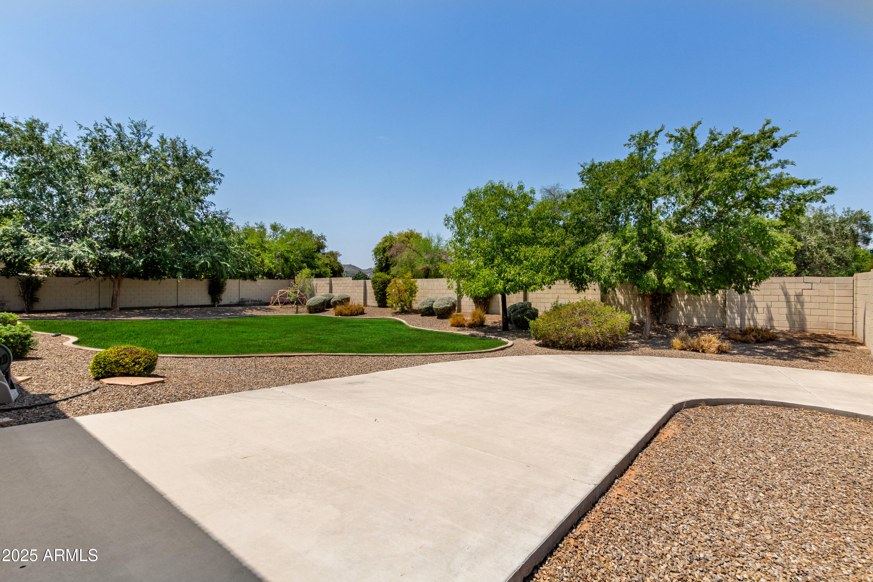 330 N PORTLAND Avenue