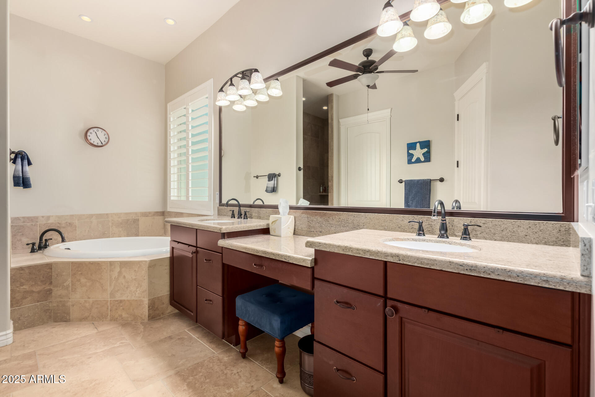 330 N PORTLAND Avenue