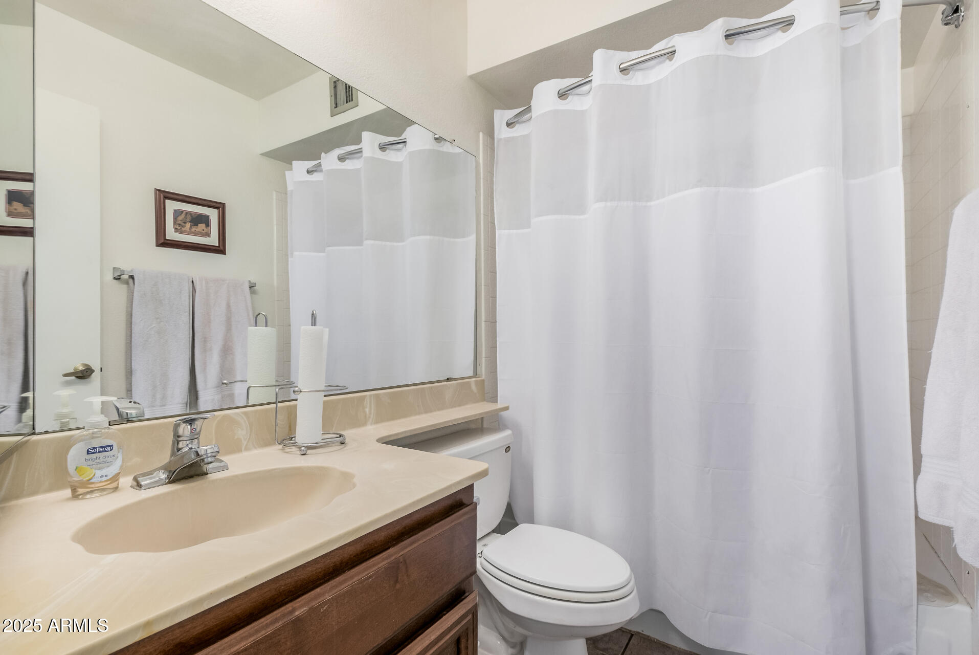 831 E VILLA RITA Drive