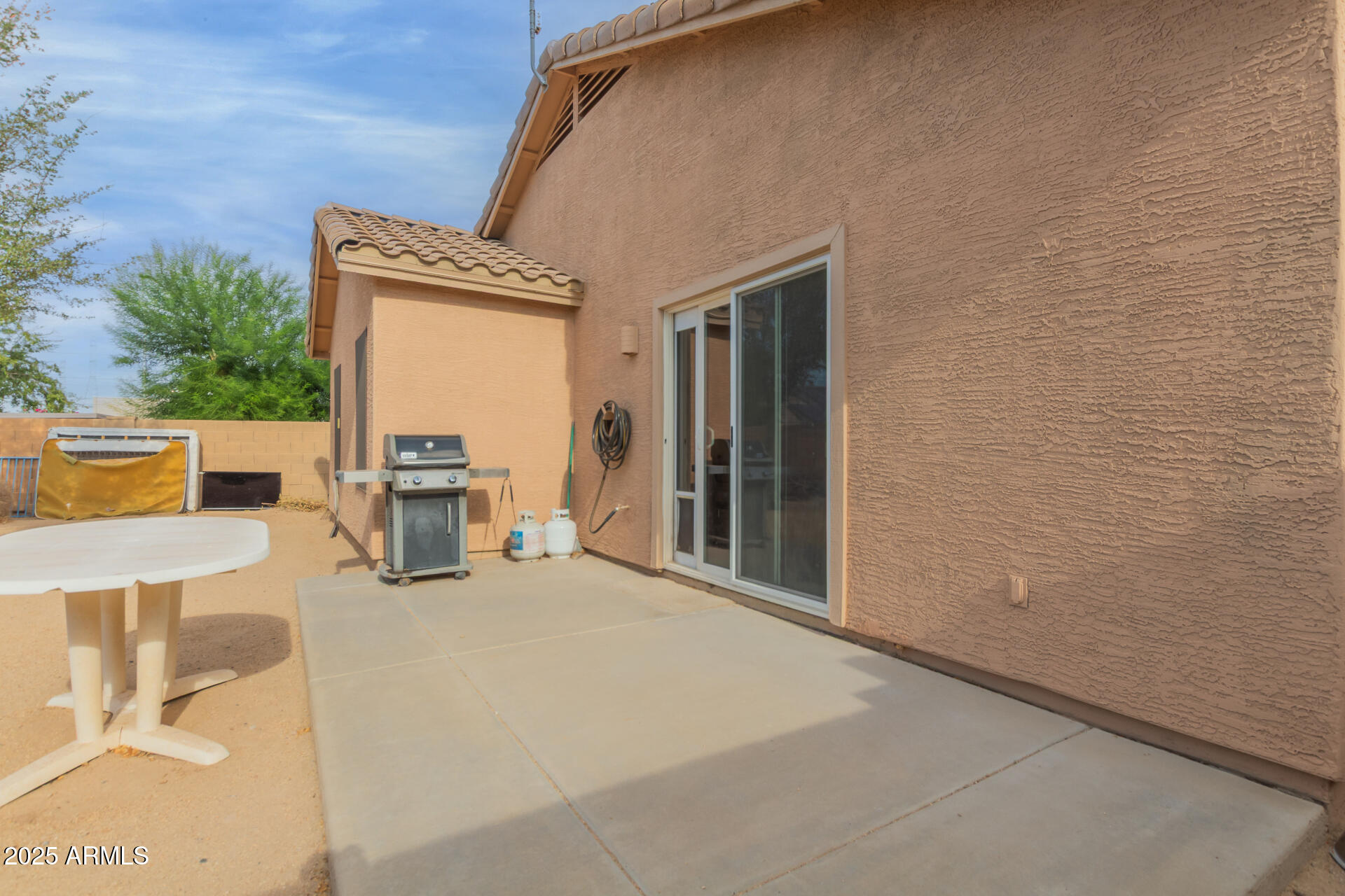 11530 W OGLESBY Avenue