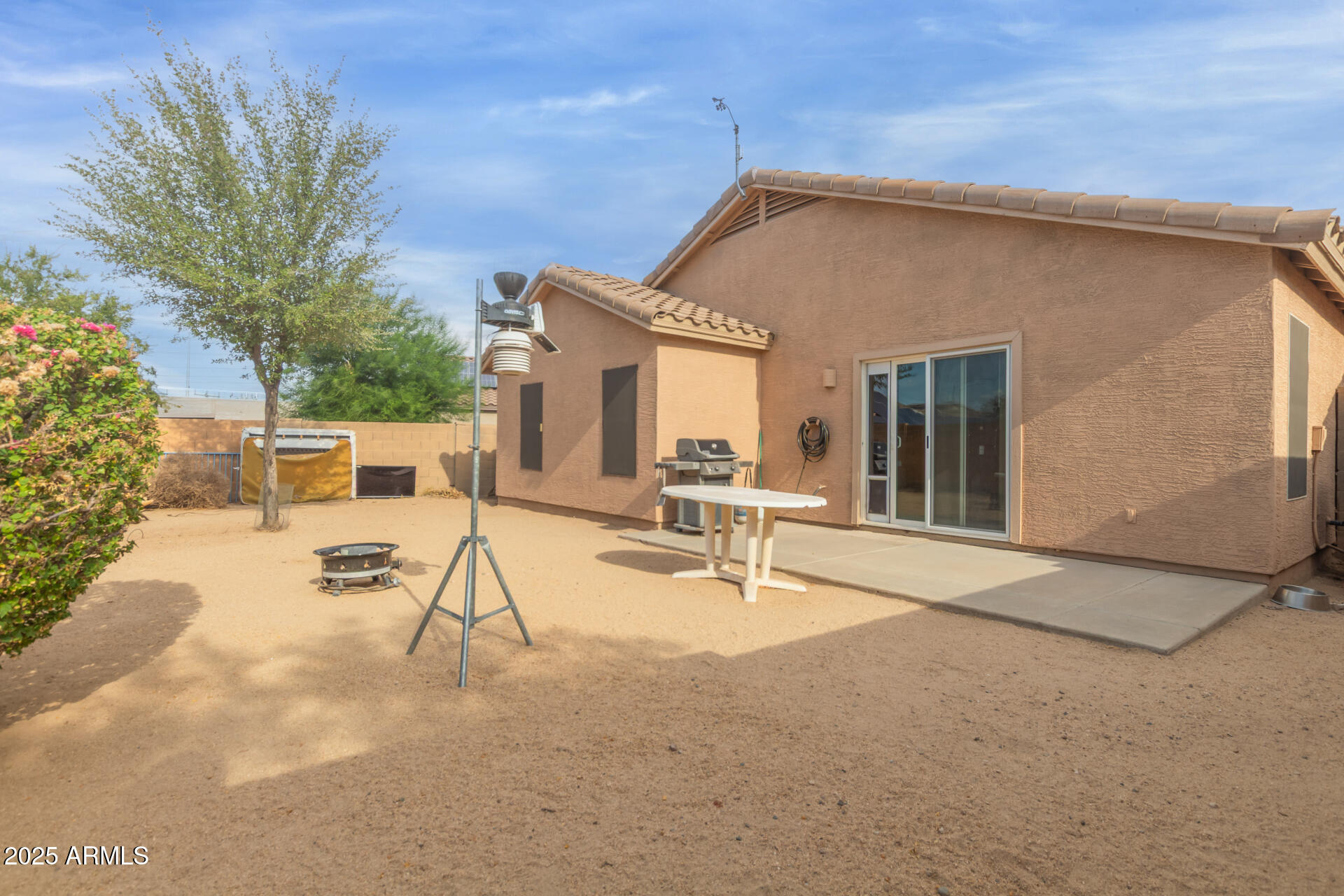 11530 W OGLESBY Avenue