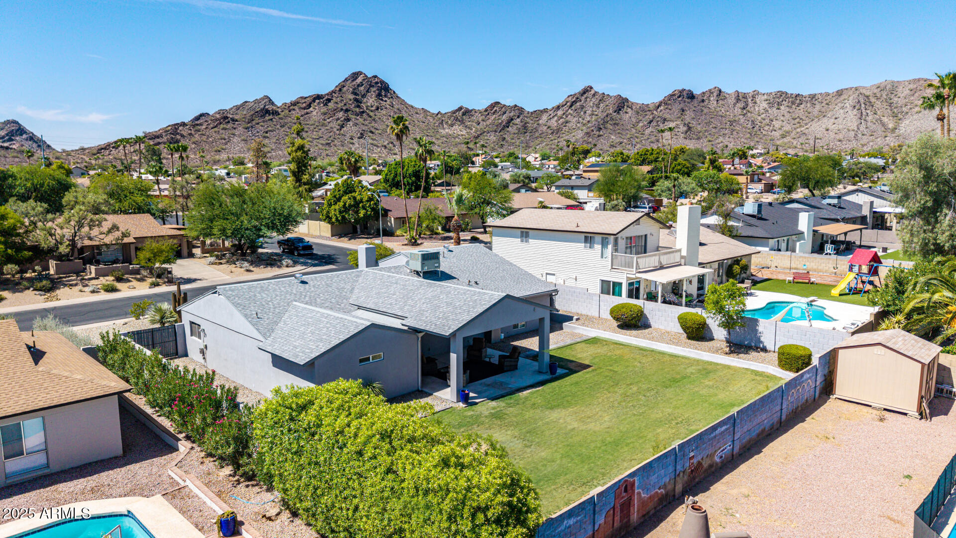 2330 E SAHUARO Drive