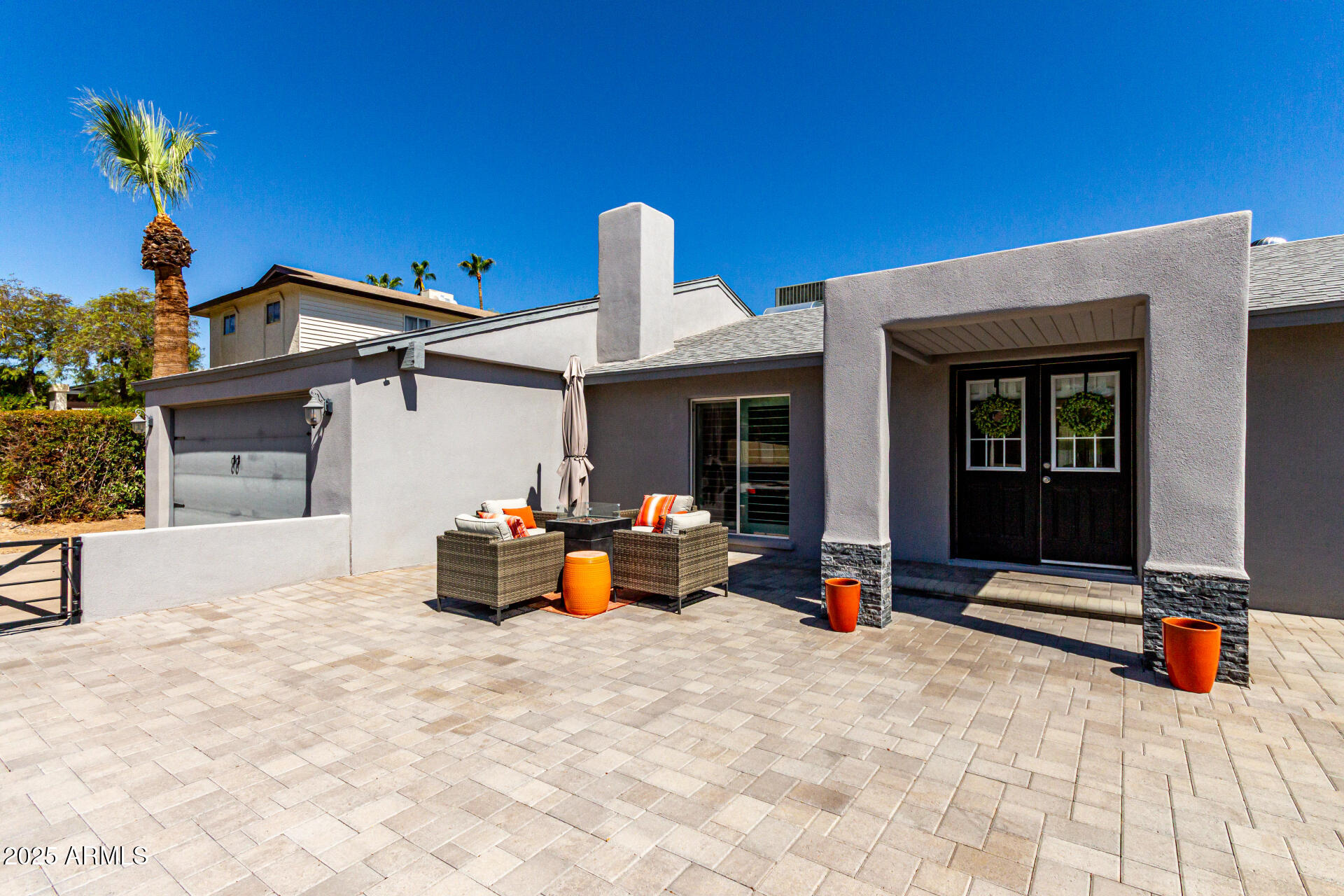 2330 E SAHUARO Drive