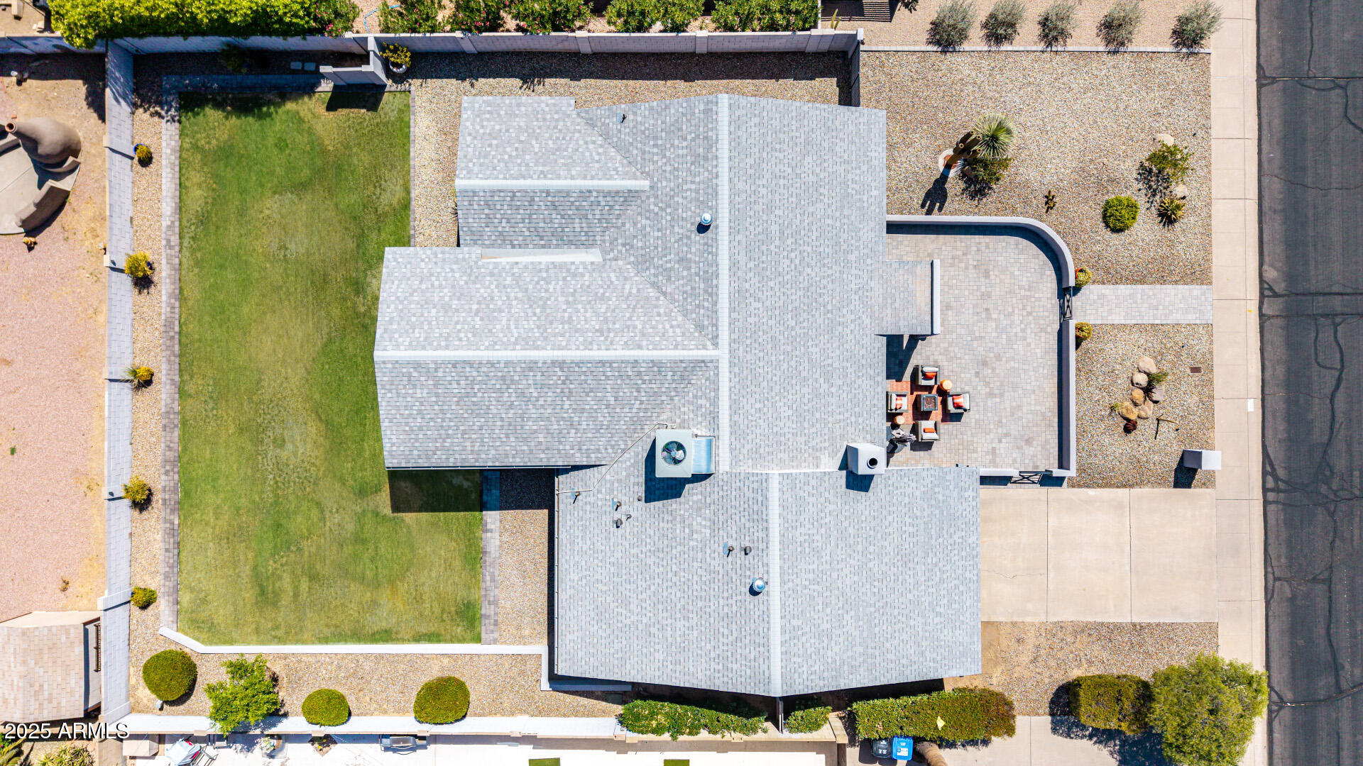 2330 E SAHUARO Drive