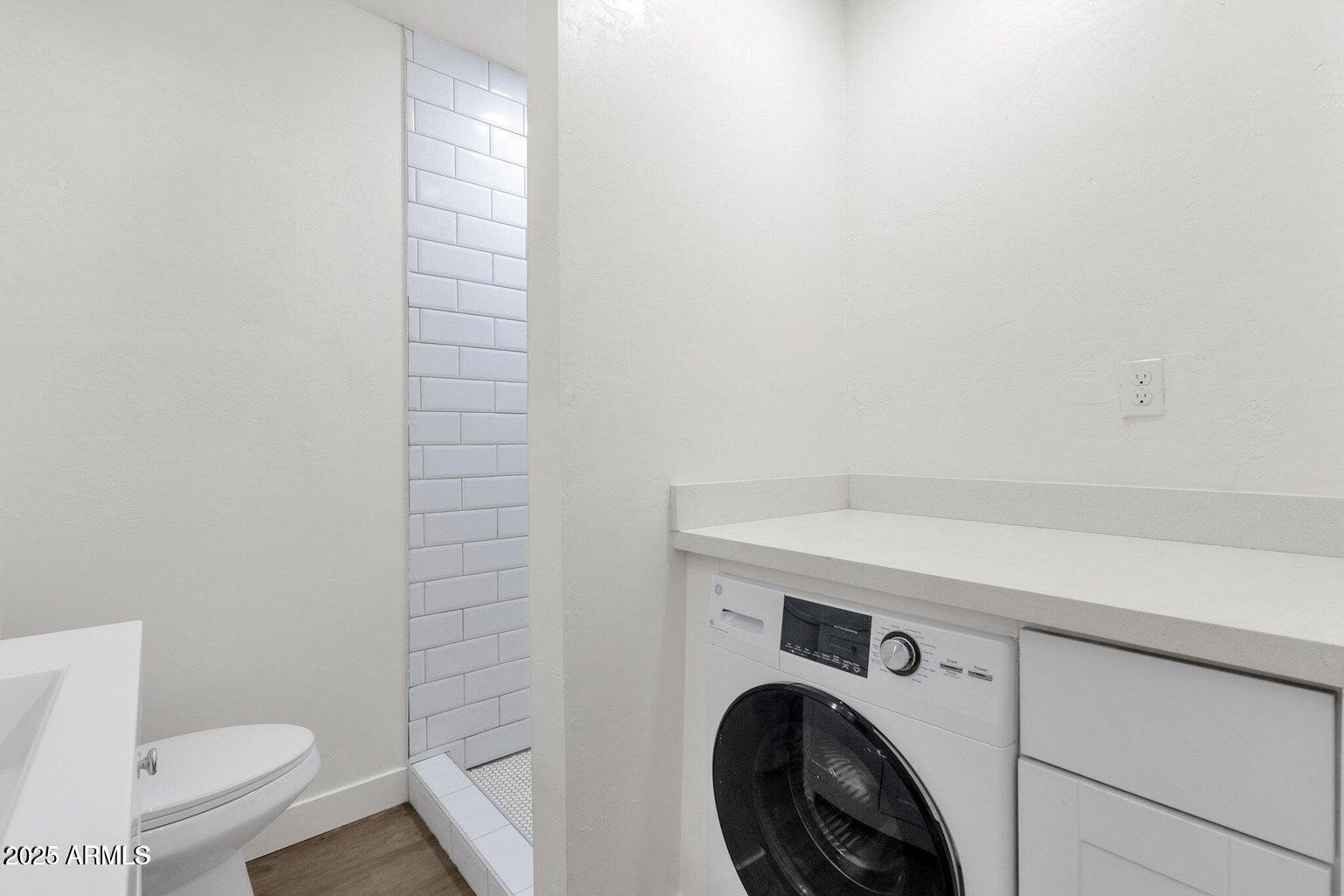 1341 E WILLETTA Street, A