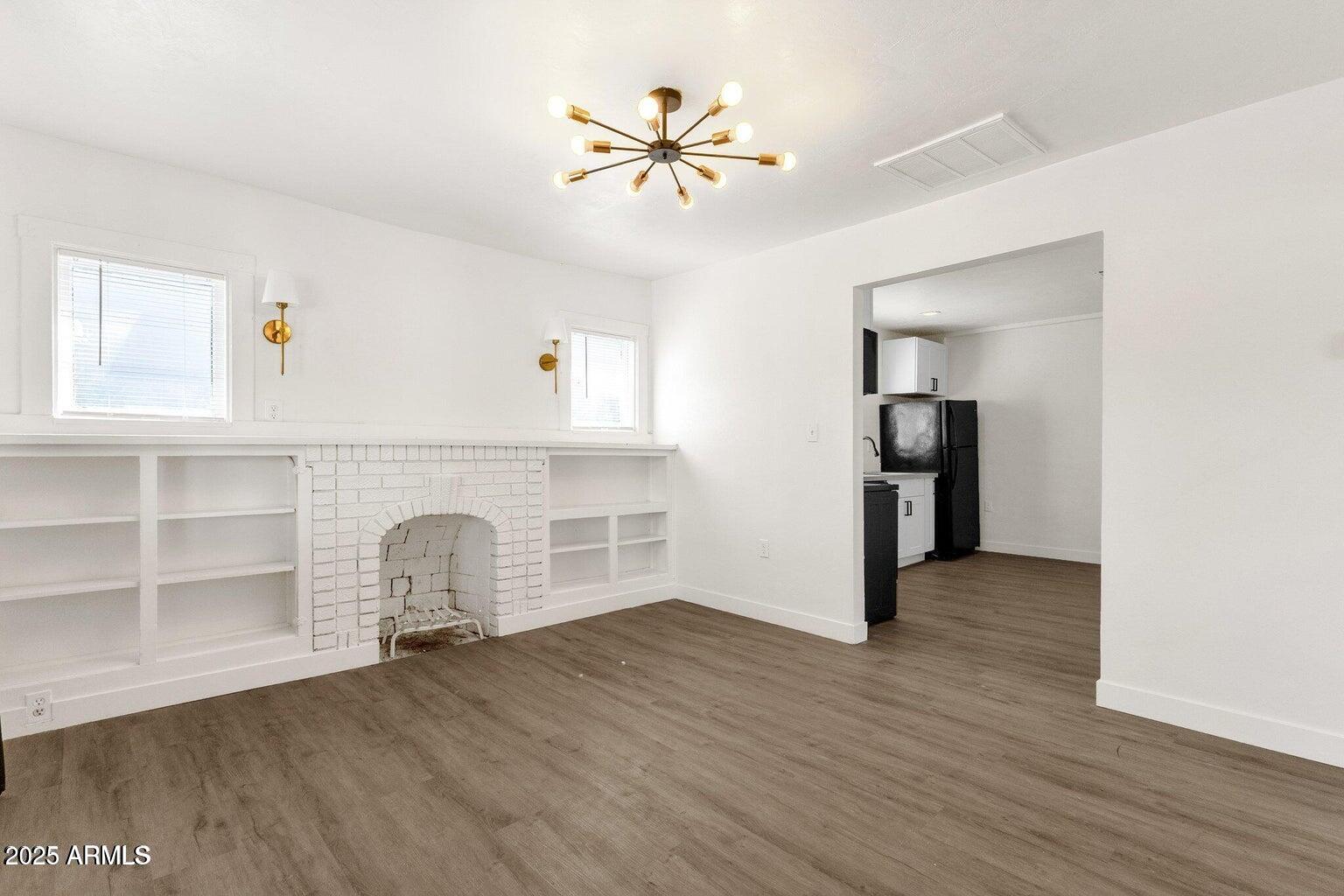 1341 E WILLETTA Street, A