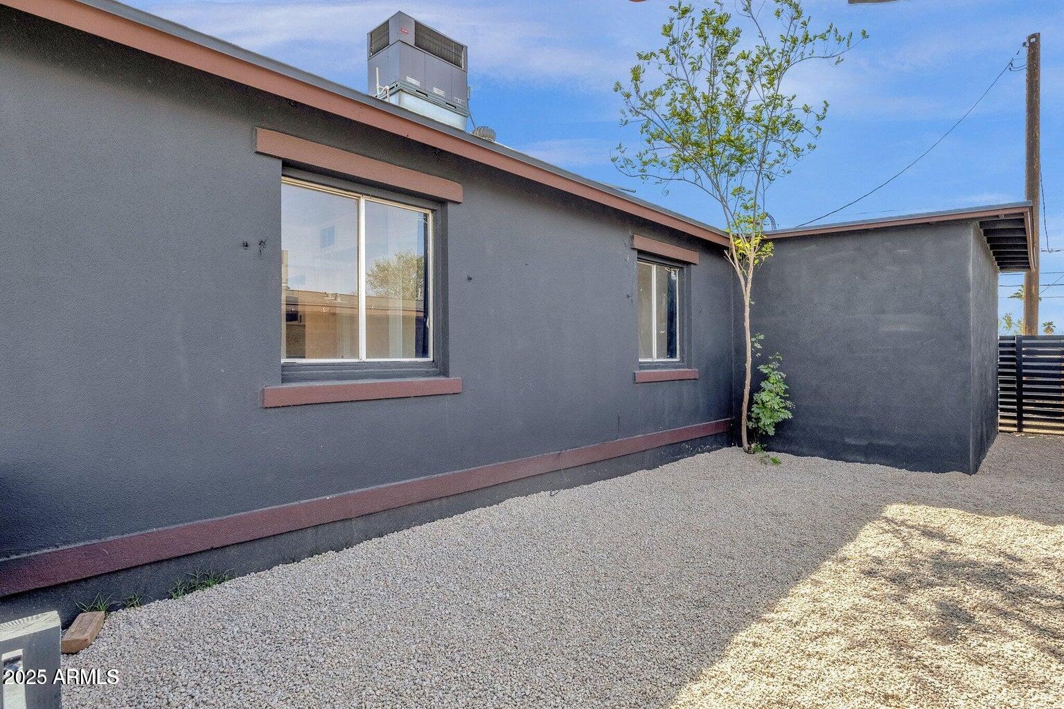 1341 E WILLETTA Street, A