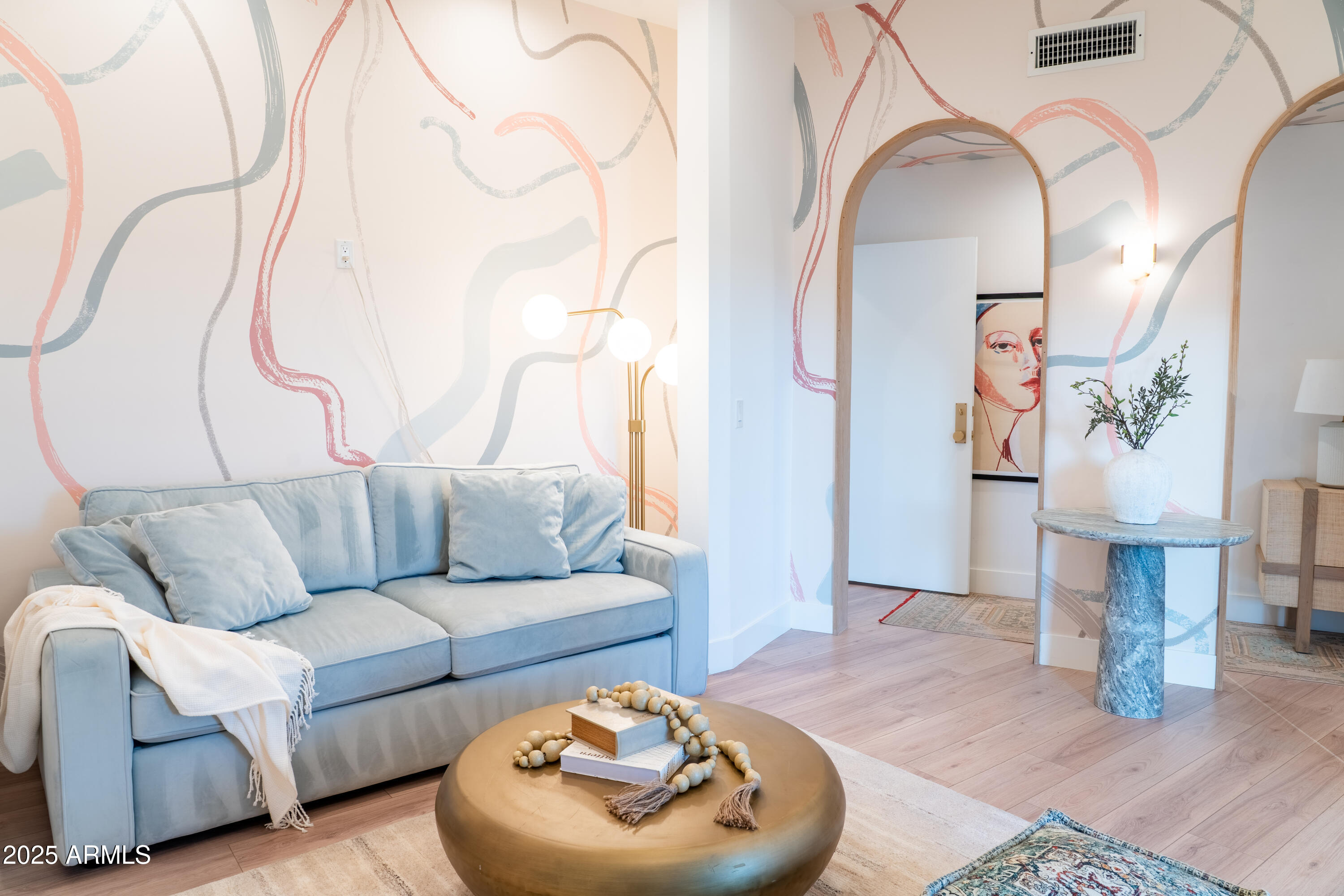 3305 E CHEROKEE Street