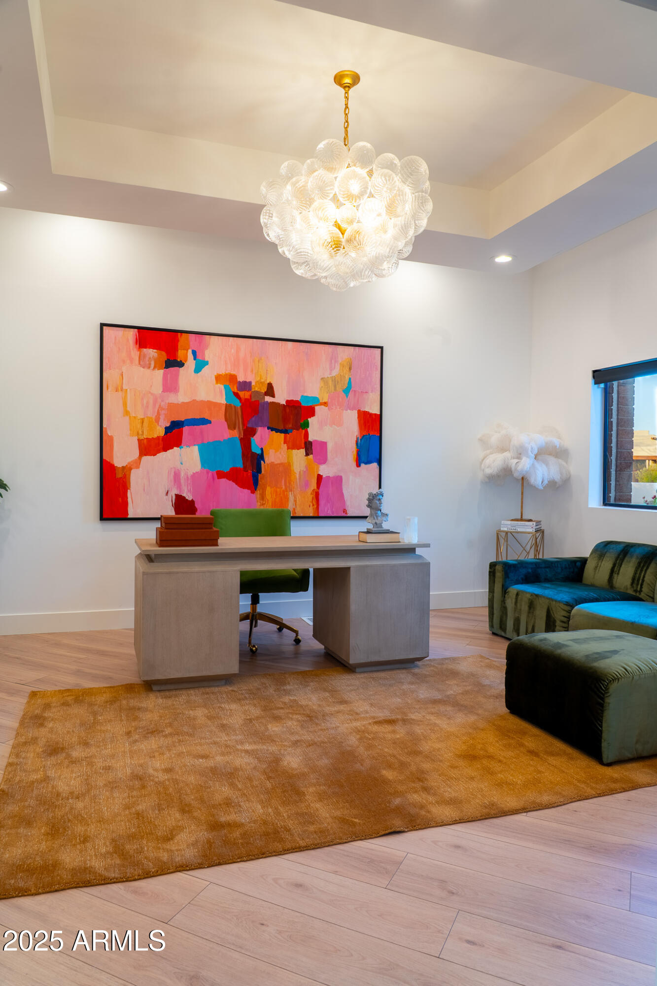 3305 E CHEROKEE Street