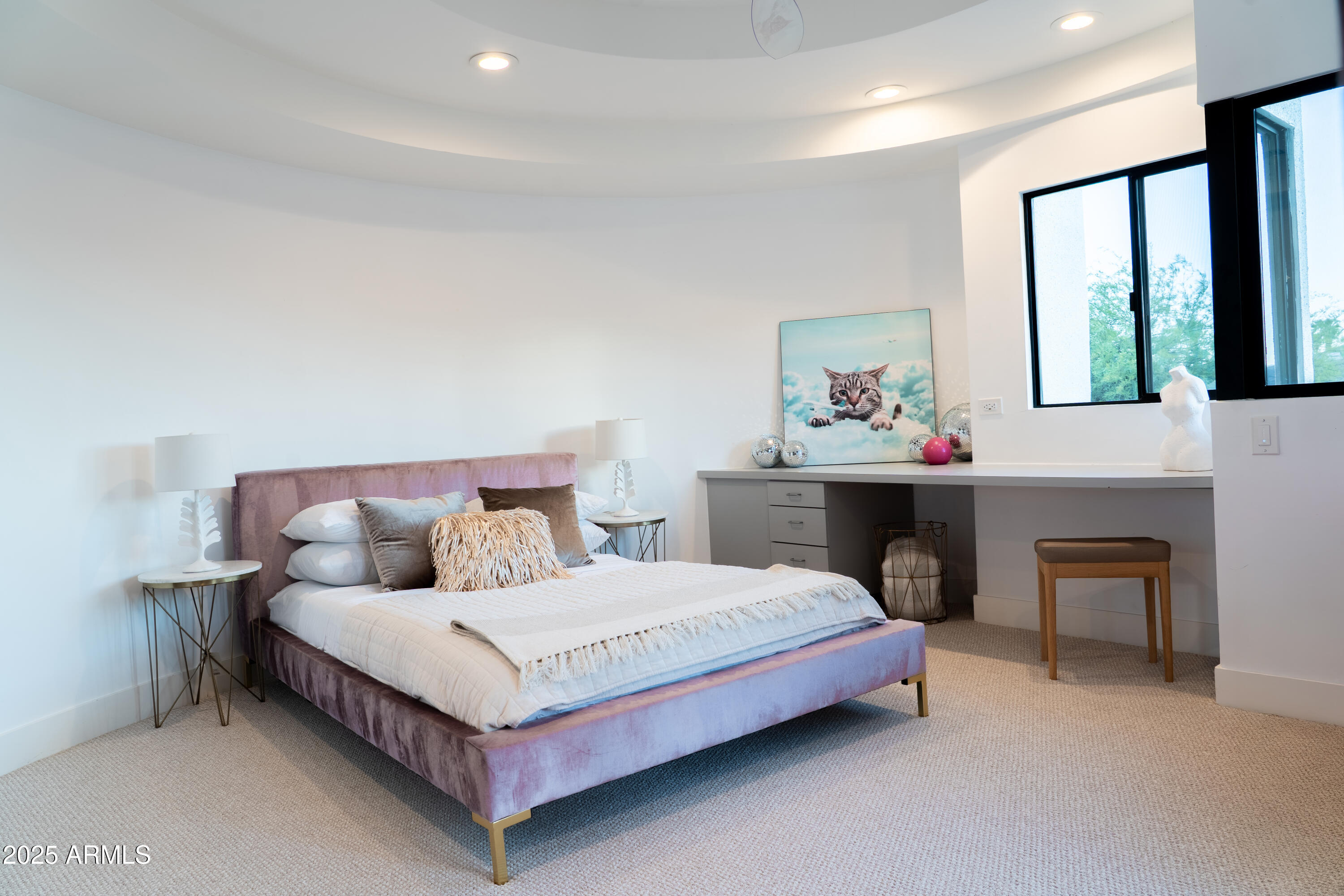 3305 E CHEROKEE Street