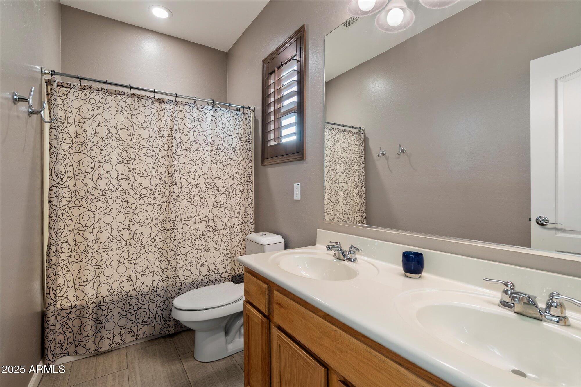 9226 W BUCKHORN Trail