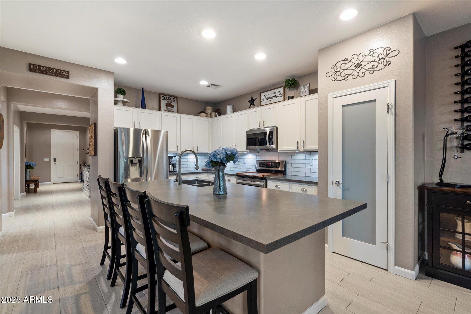 9226 W BUCKHORN Trail