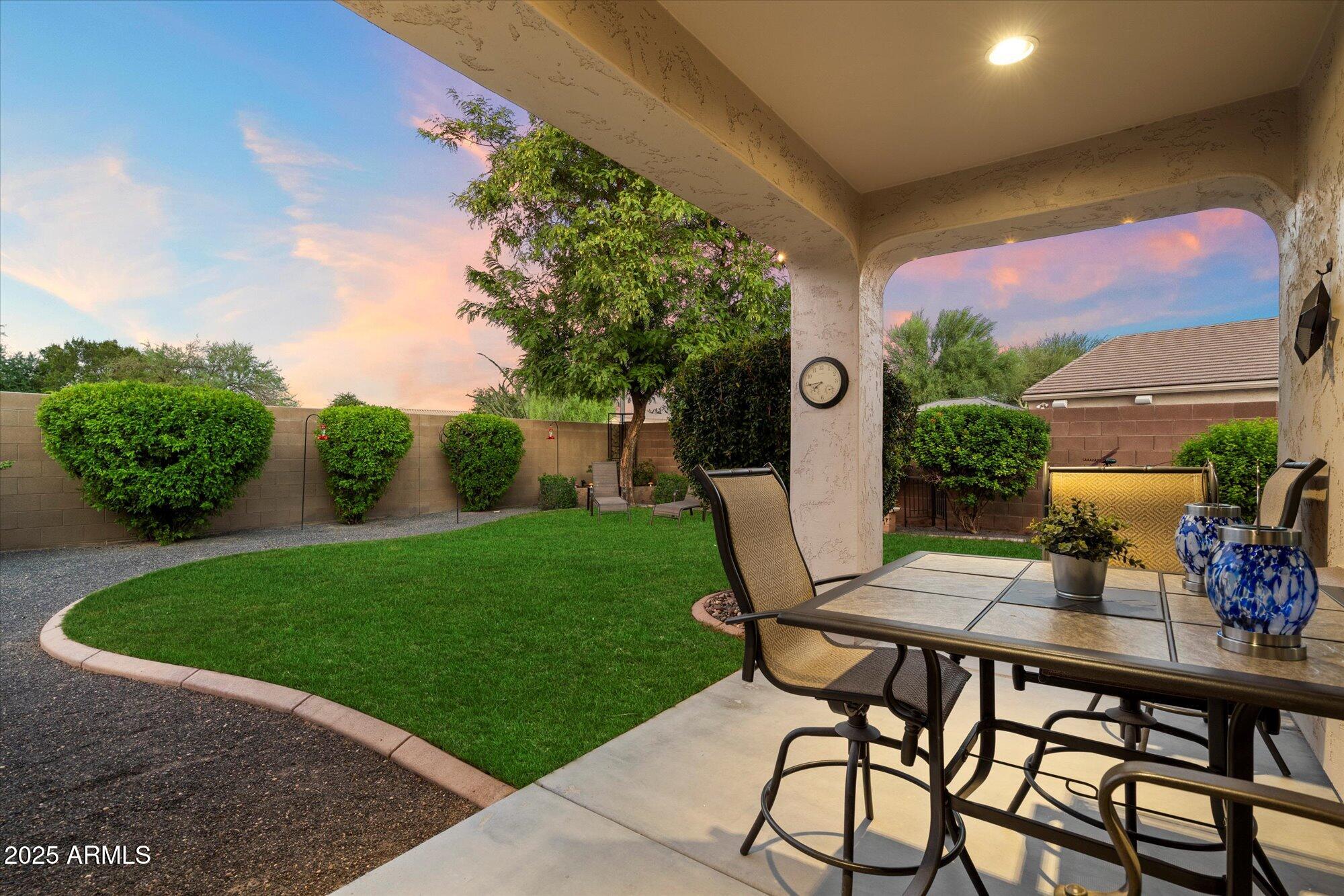 9226 W BUCKHORN Trail