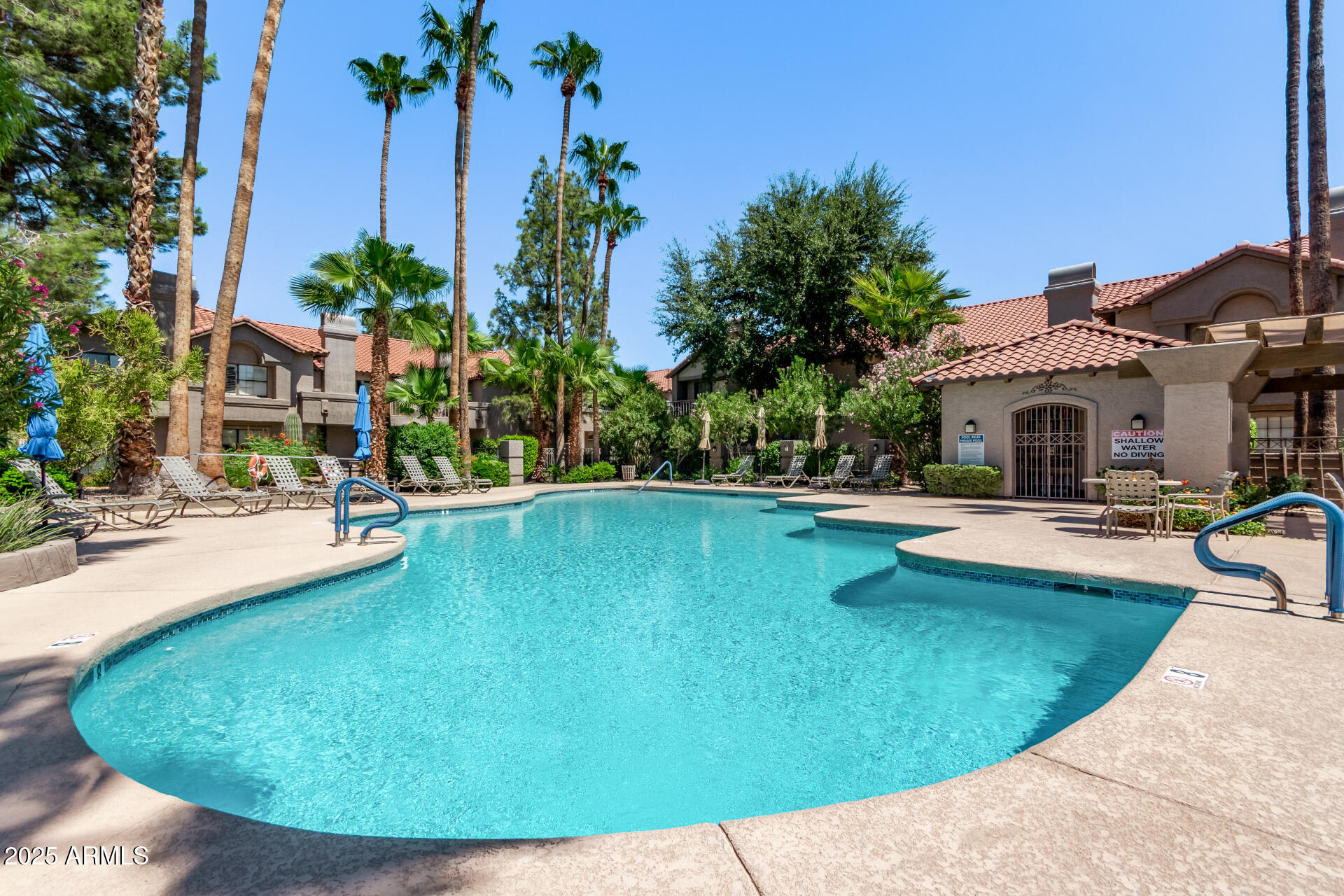 10015 E MOUNTAIN VIEW Road, 2034