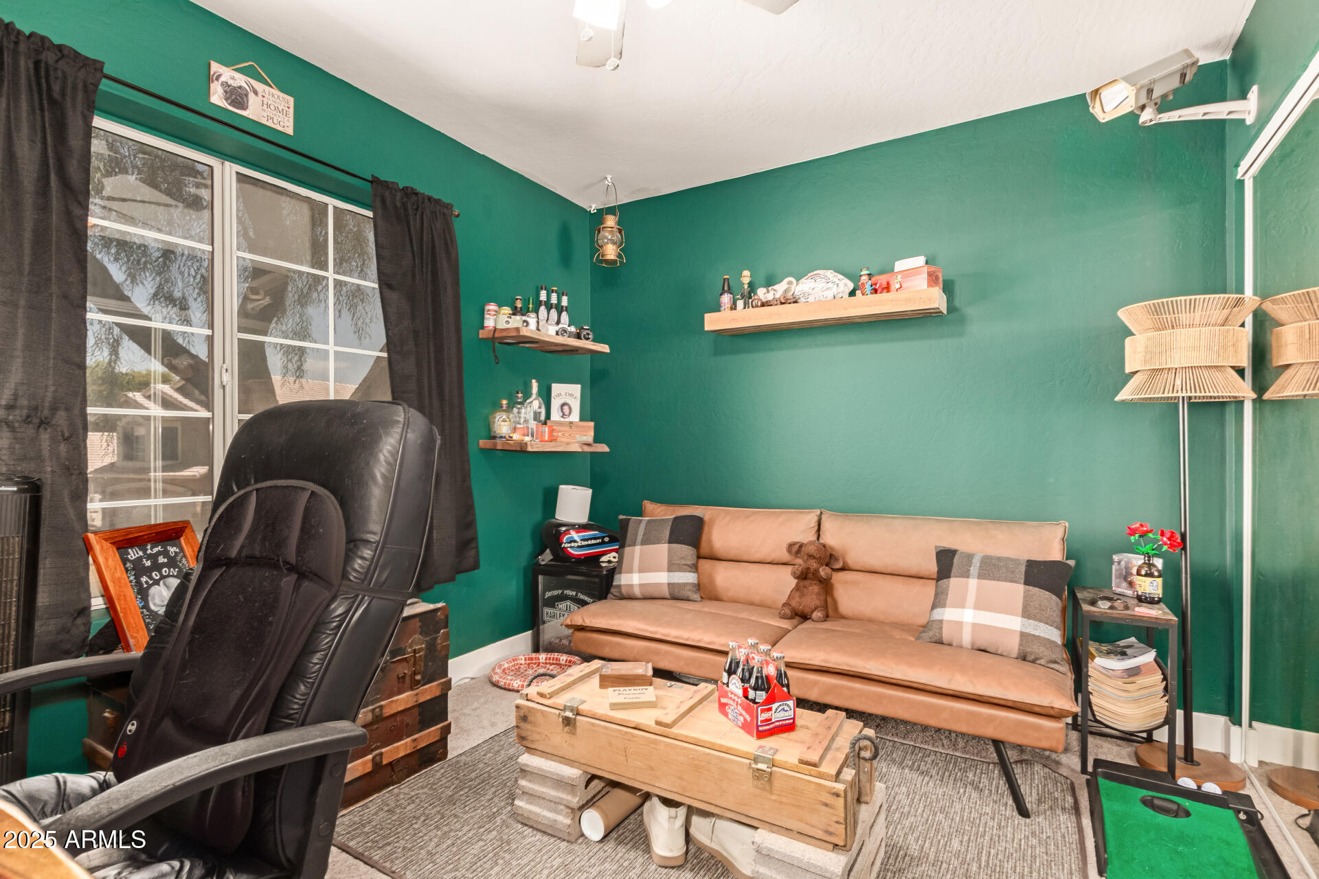 1022 N BLACKBIRD Drive