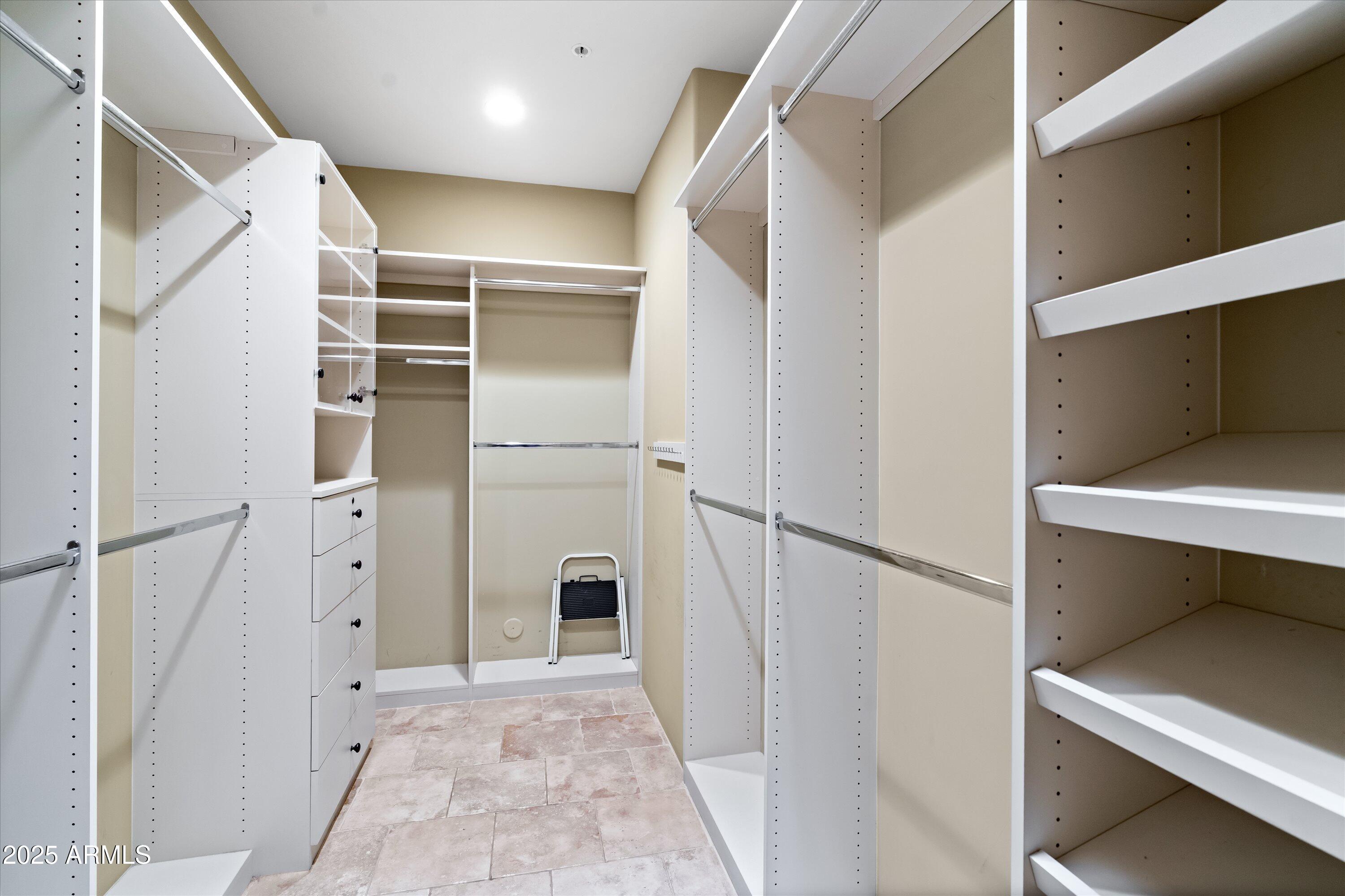 6537 E SHOOTING STAR Way