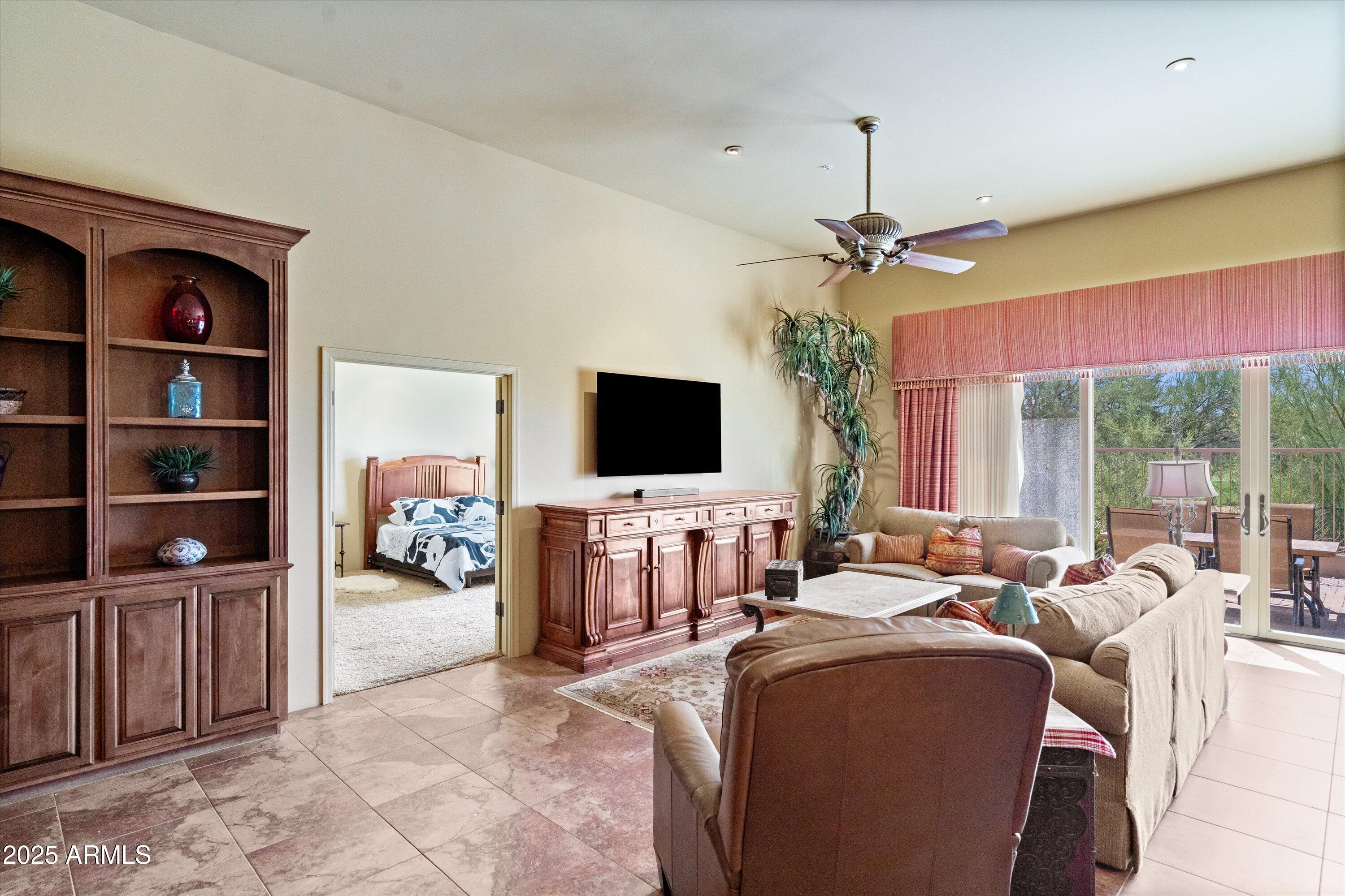 6537 E SHOOTING STAR Way