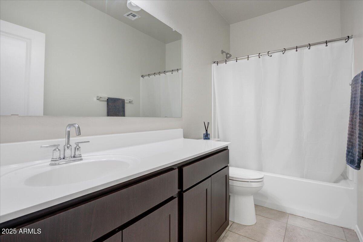 18571 W BUCKSKIN Trail