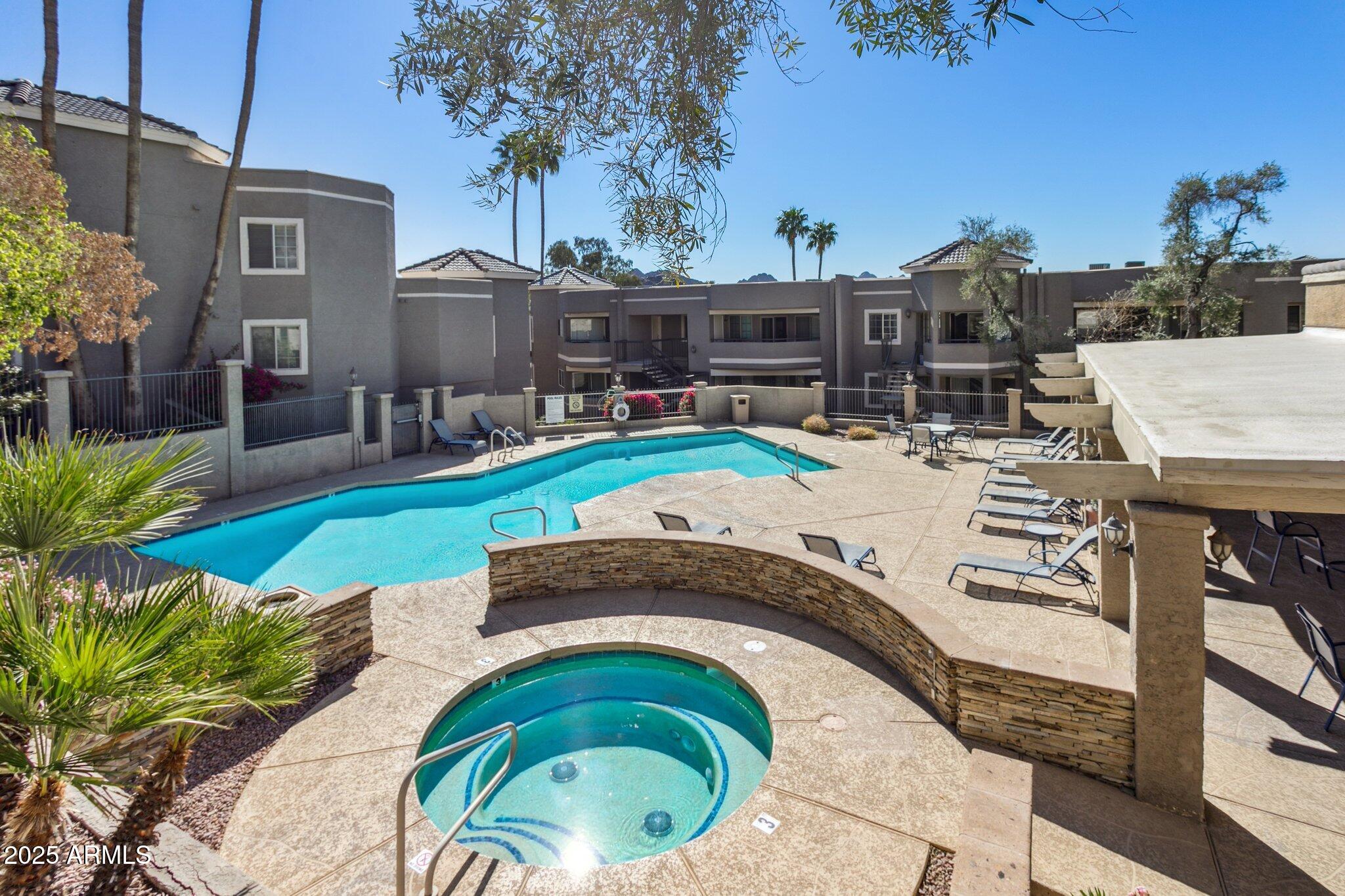 1720 E THUNDERBIRD Road, 2090