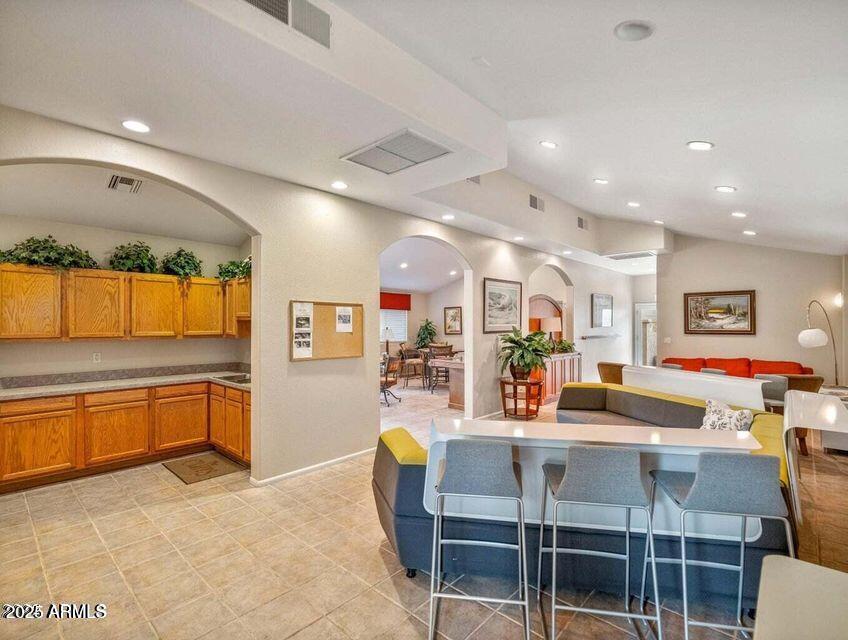 1720 E THUNDERBIRD Road, 2090