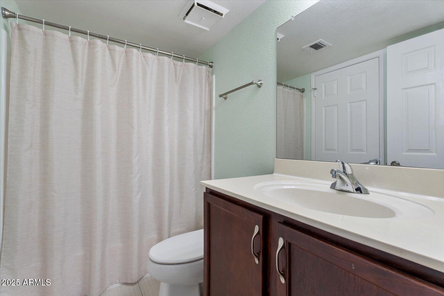 1720 E THUNDERBIRD Road, 2090