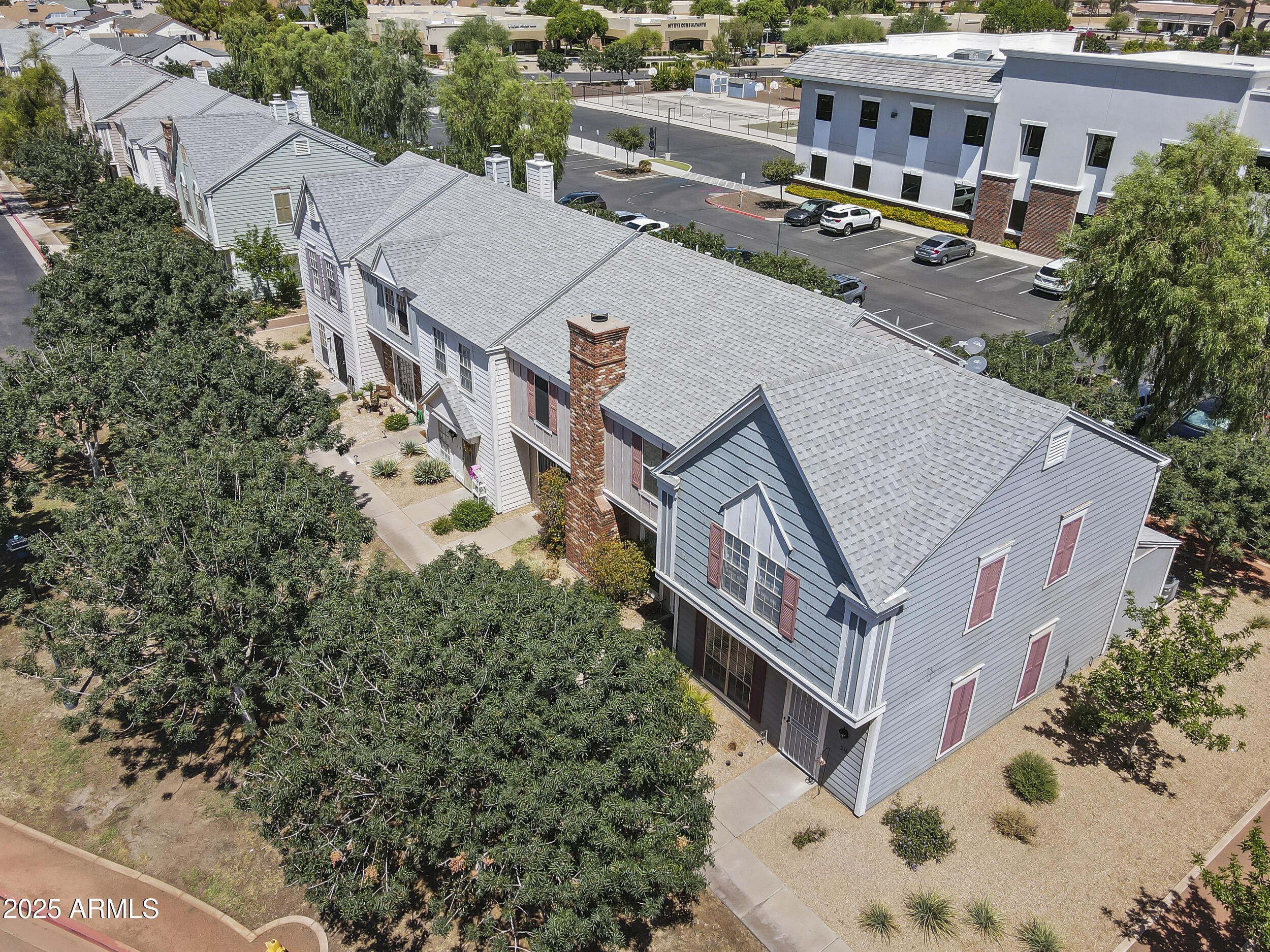 1601 N SABA Street, 318