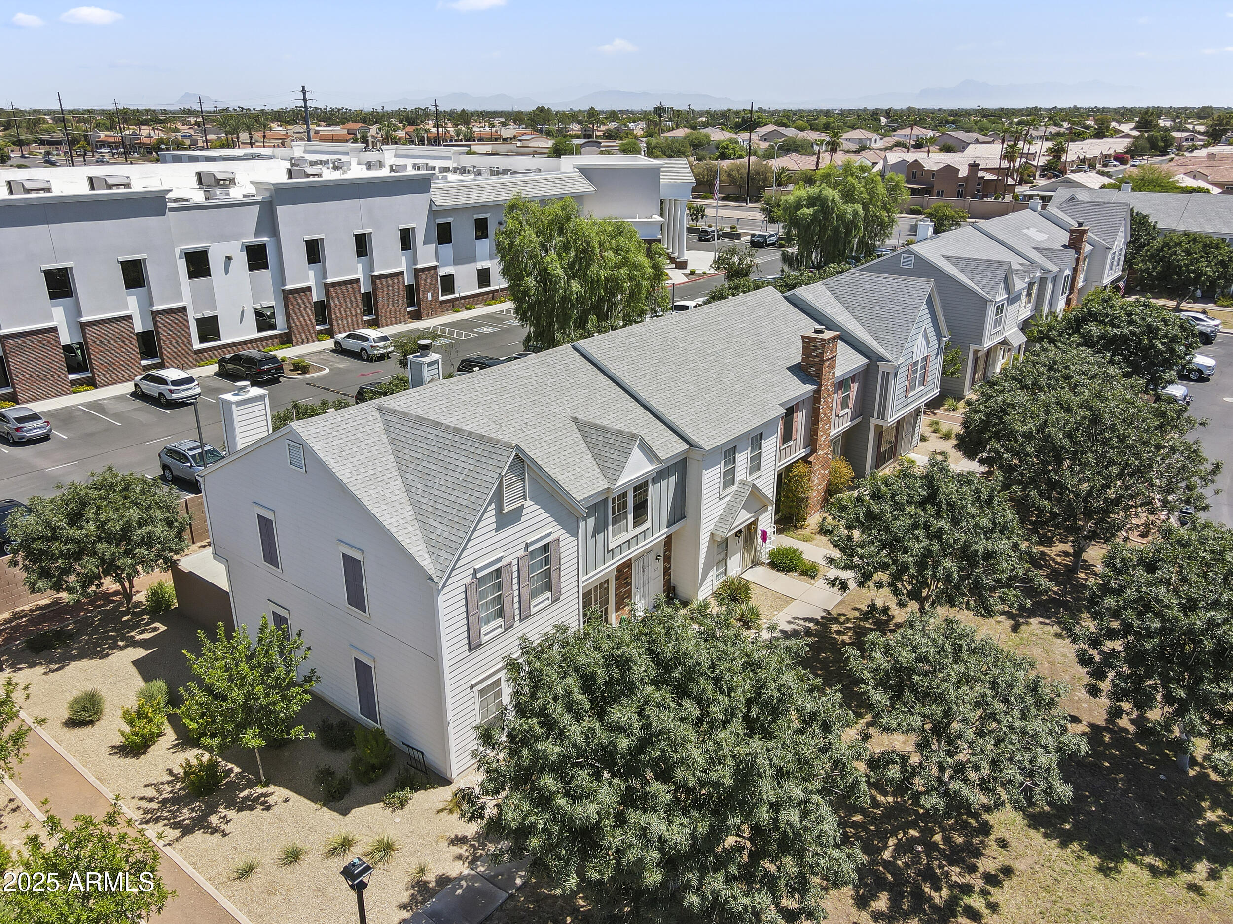 1601 N SABA Street, 318