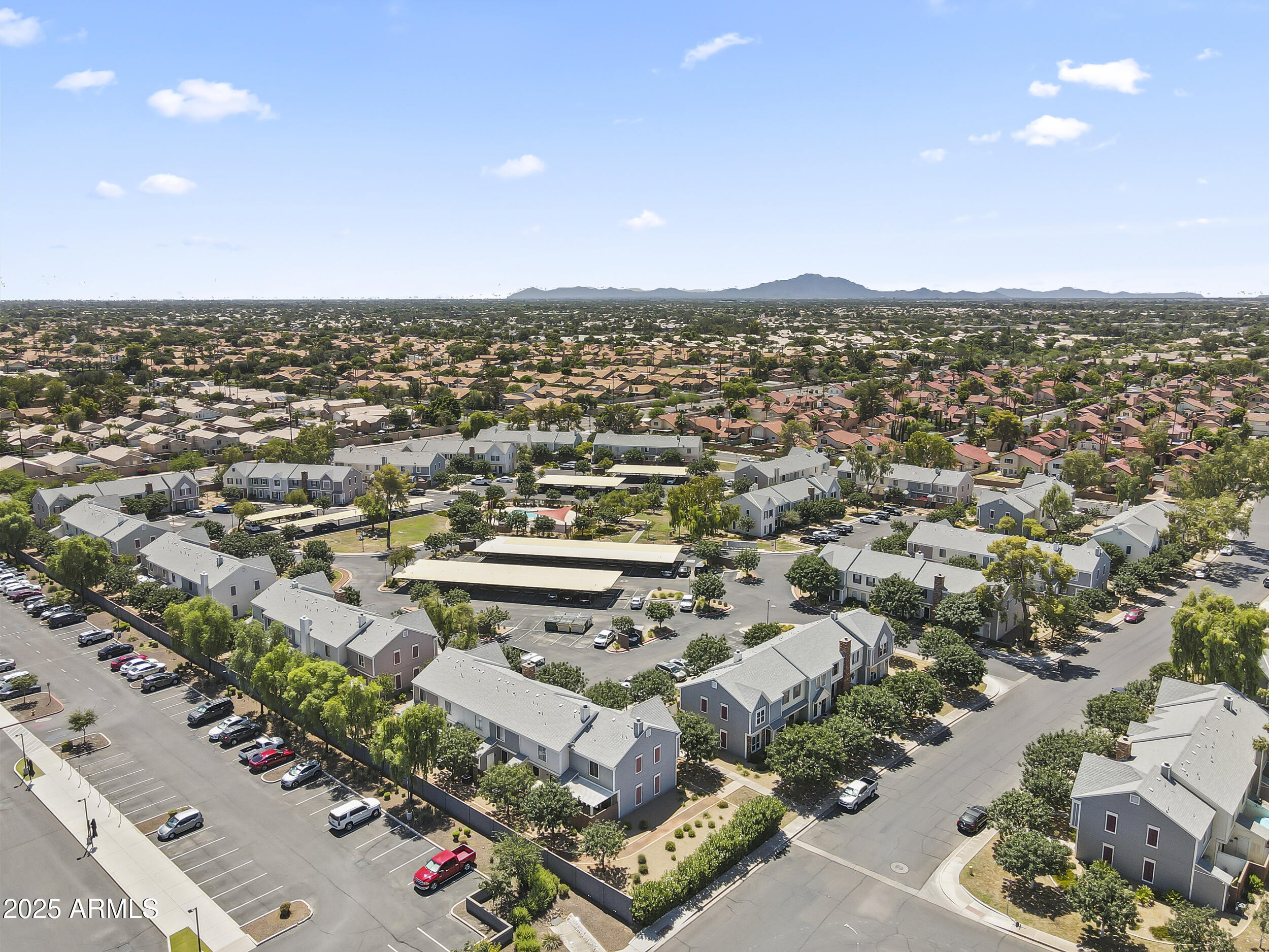 1601 N SABA Street, 318