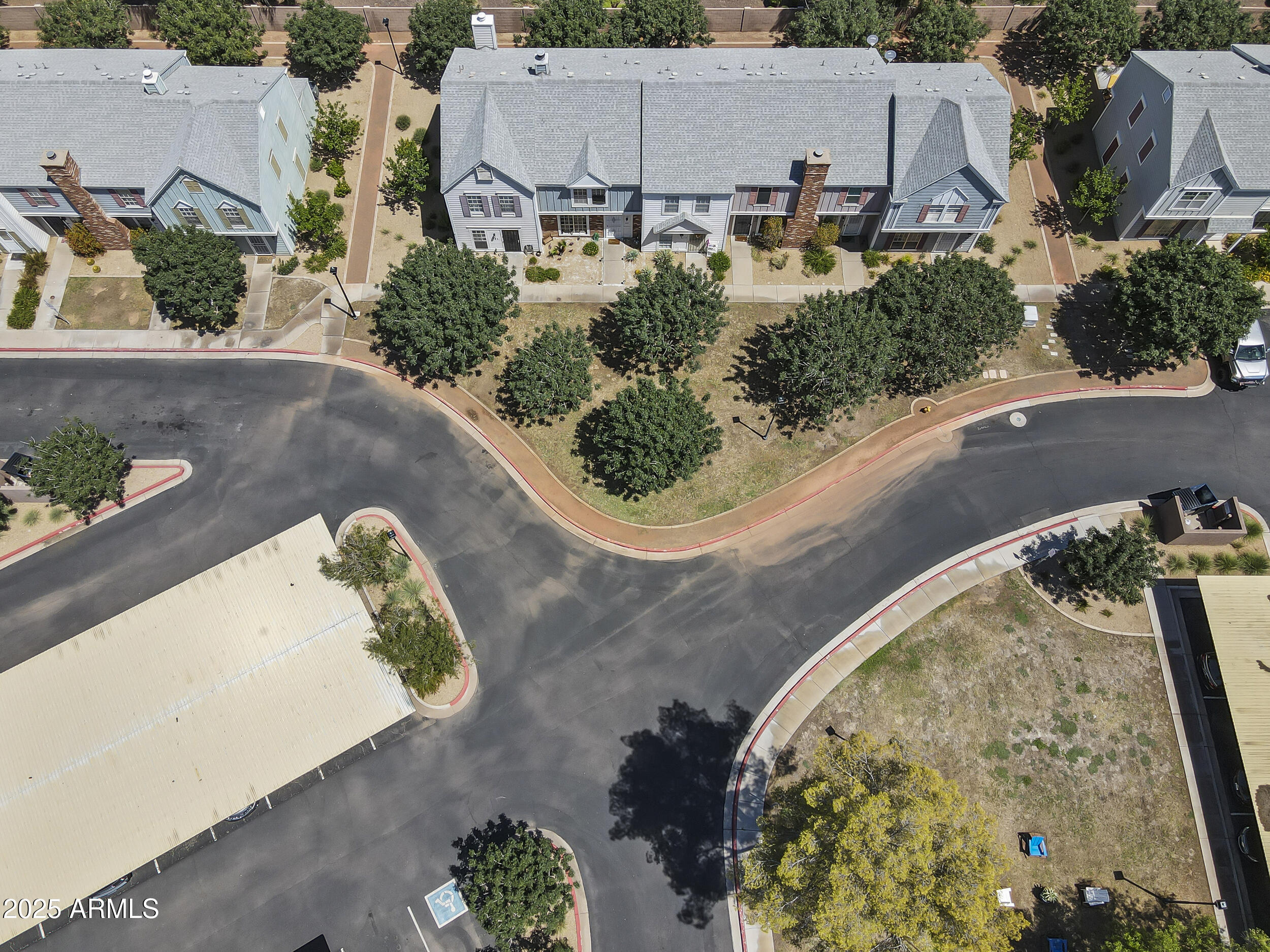 1601 N SABA Street, 318