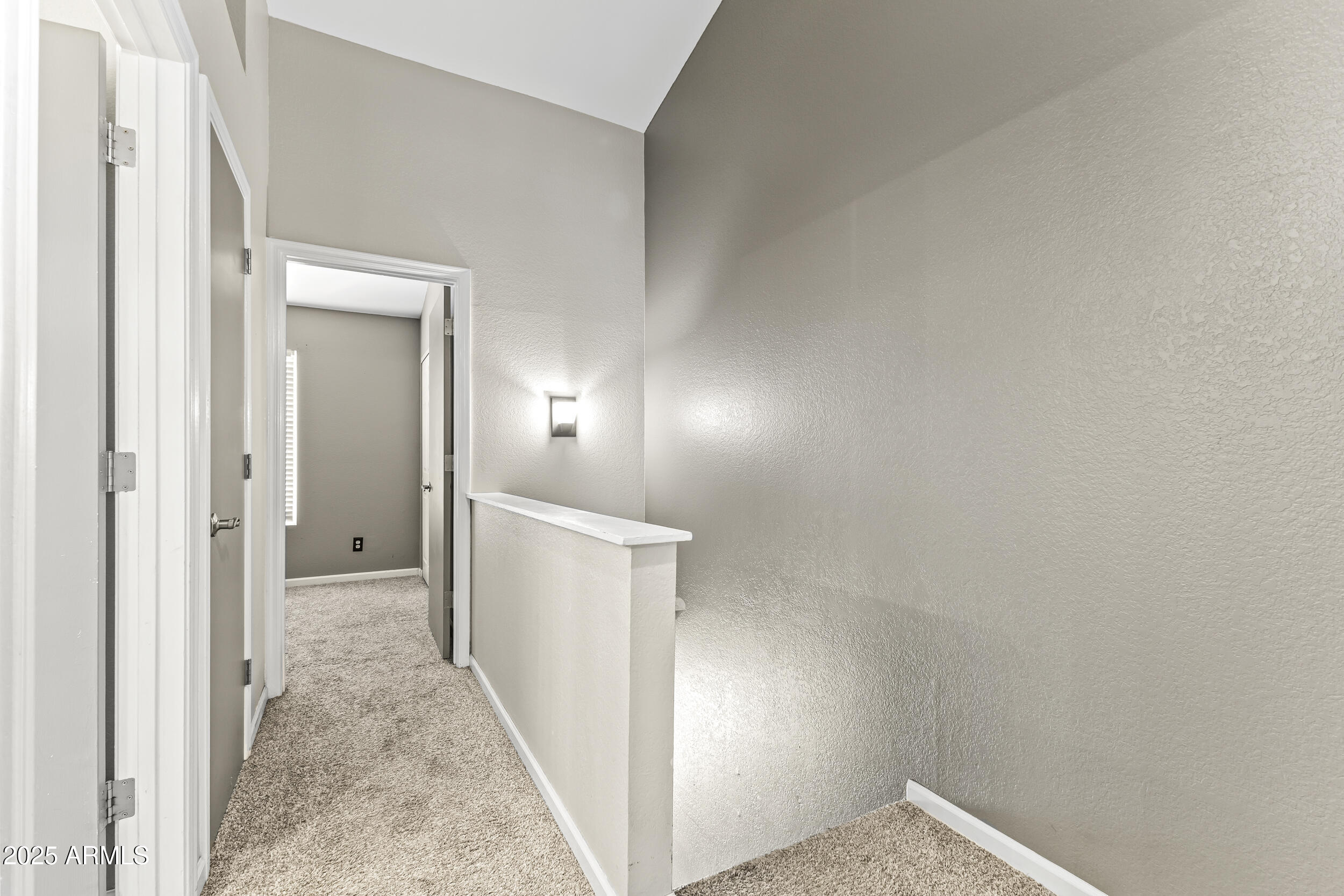 1601 N SABA Street, 318