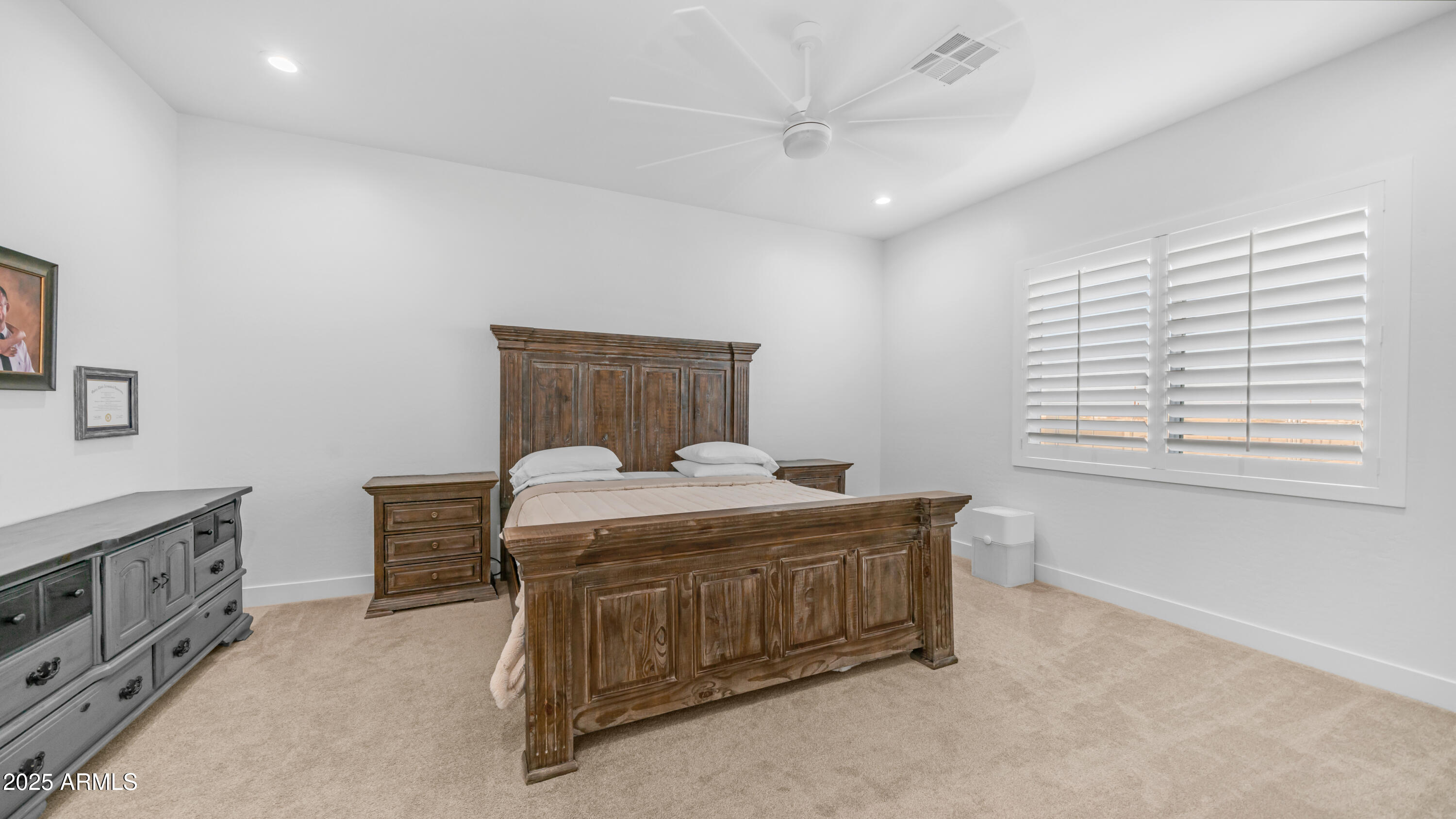 28621 N THOMPSON Road