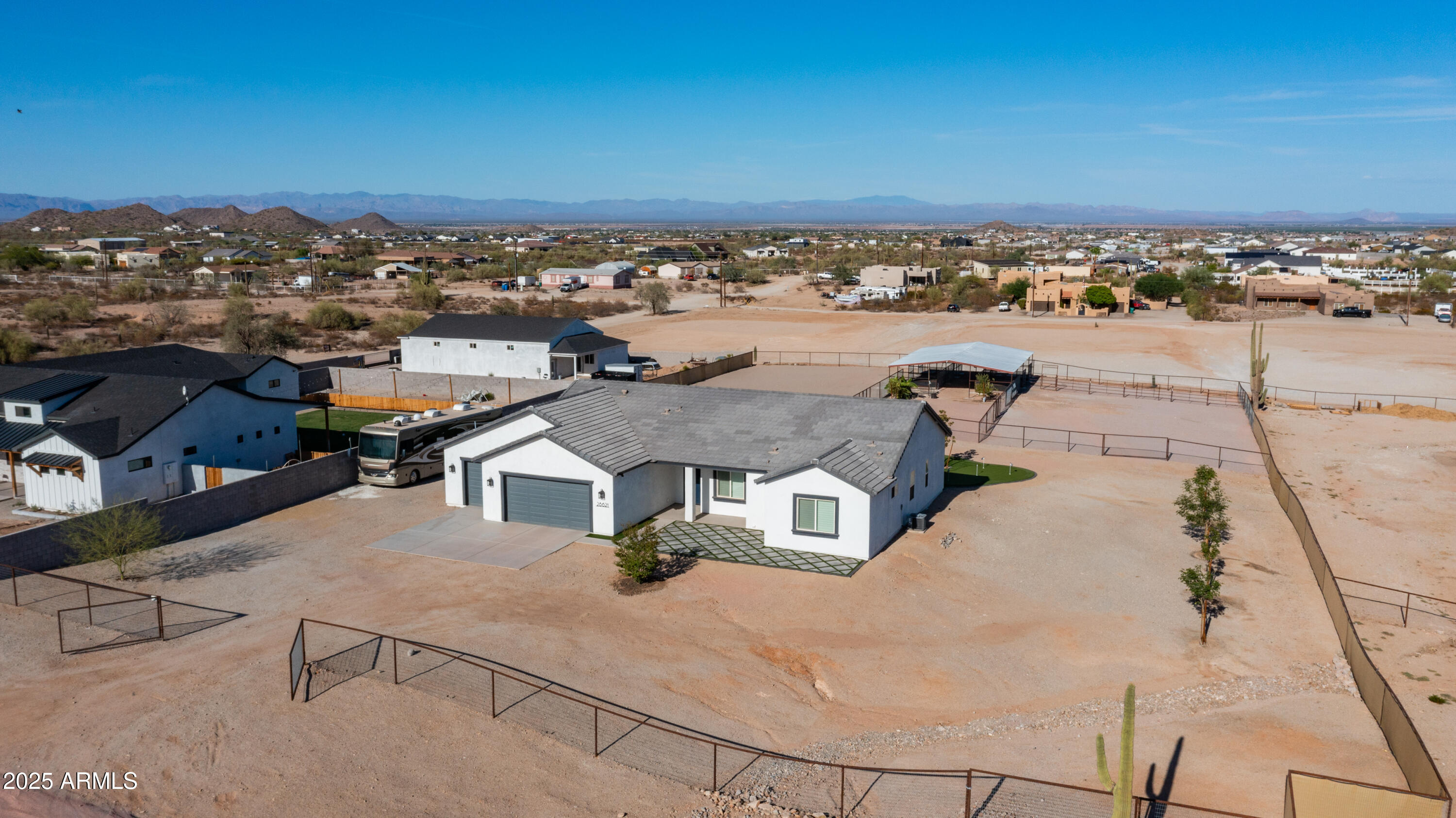 28621 N THOMPSON Road