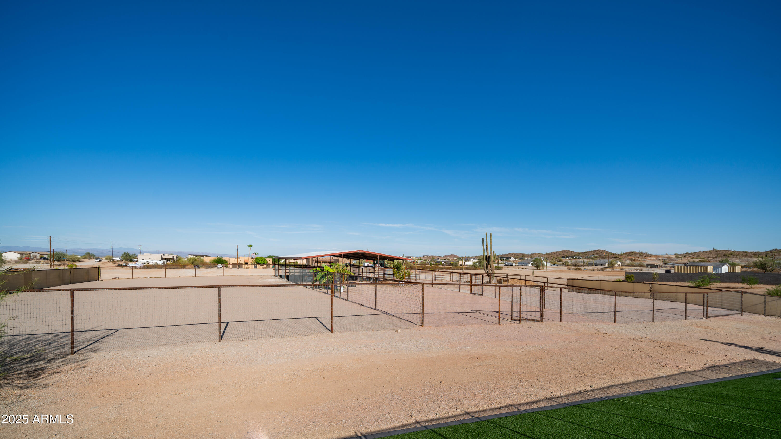 28621 N THOMPSON Road