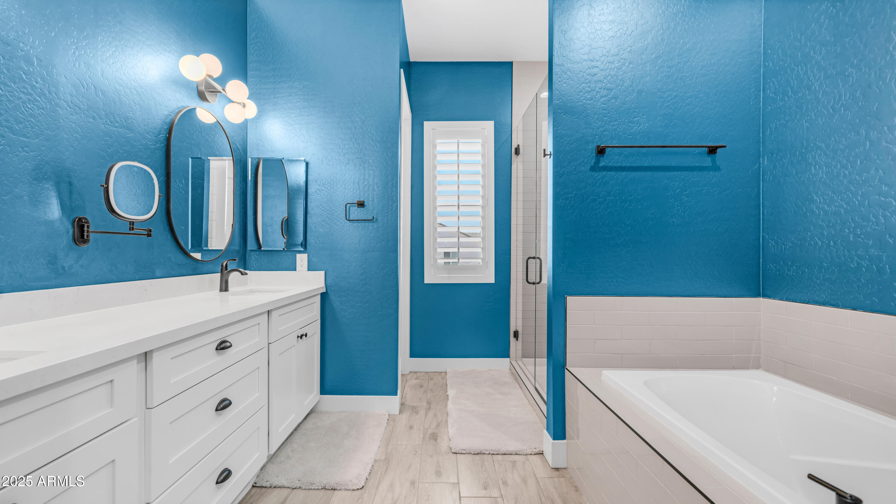 28621 N THOMPSON Road