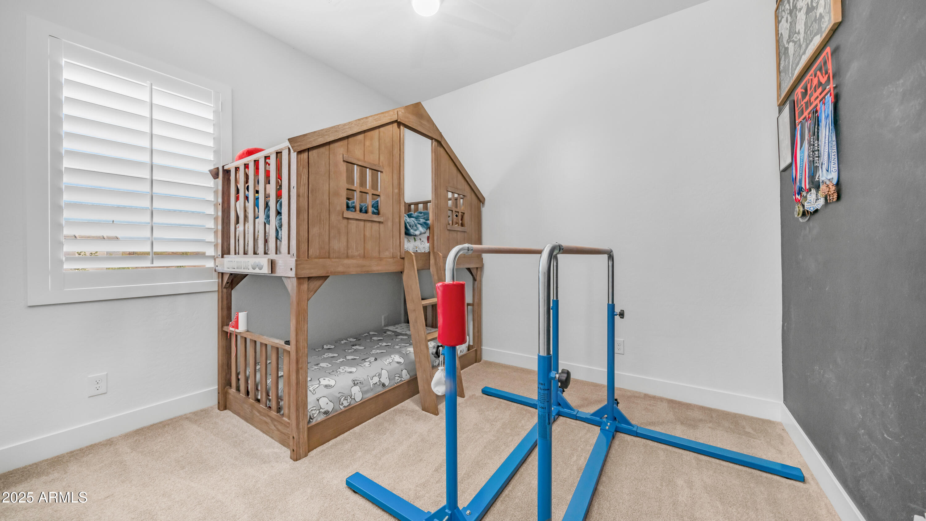 28621 N THOMPSON Road