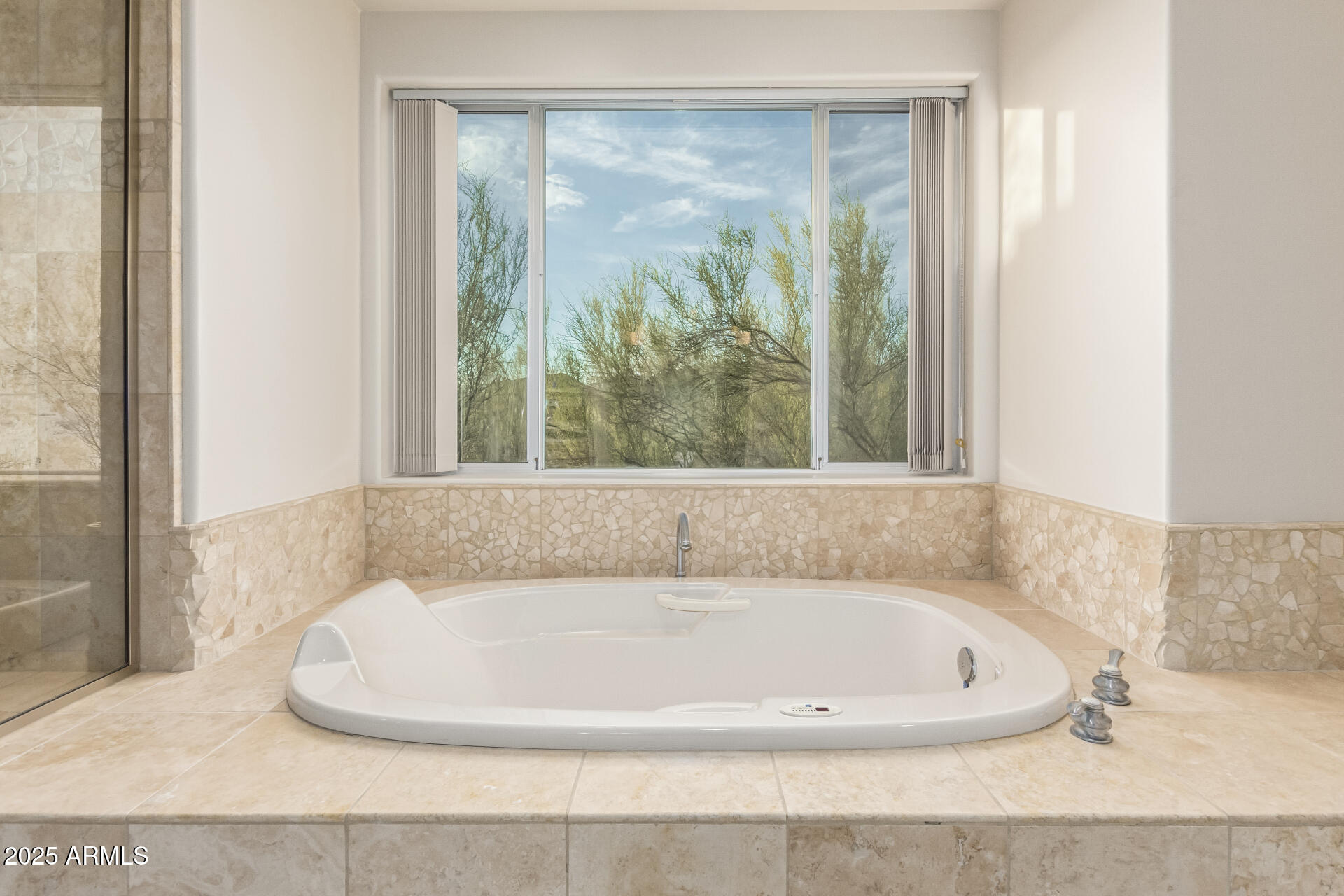 8102 E SERENE Street