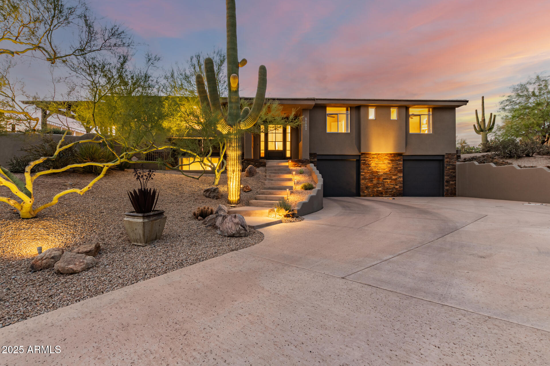 8102 E SERENE Street