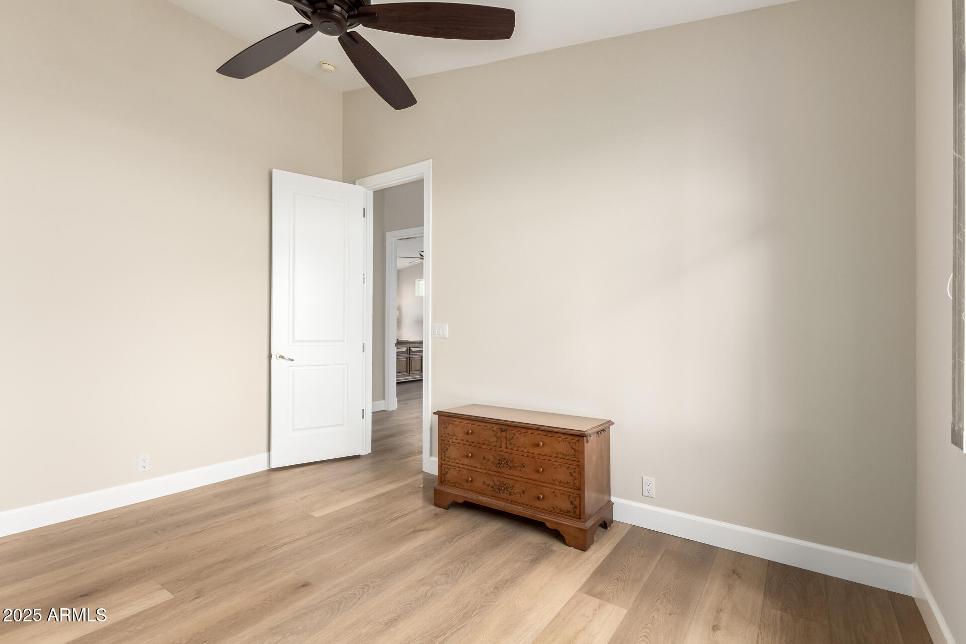 8102 E SERENE Street