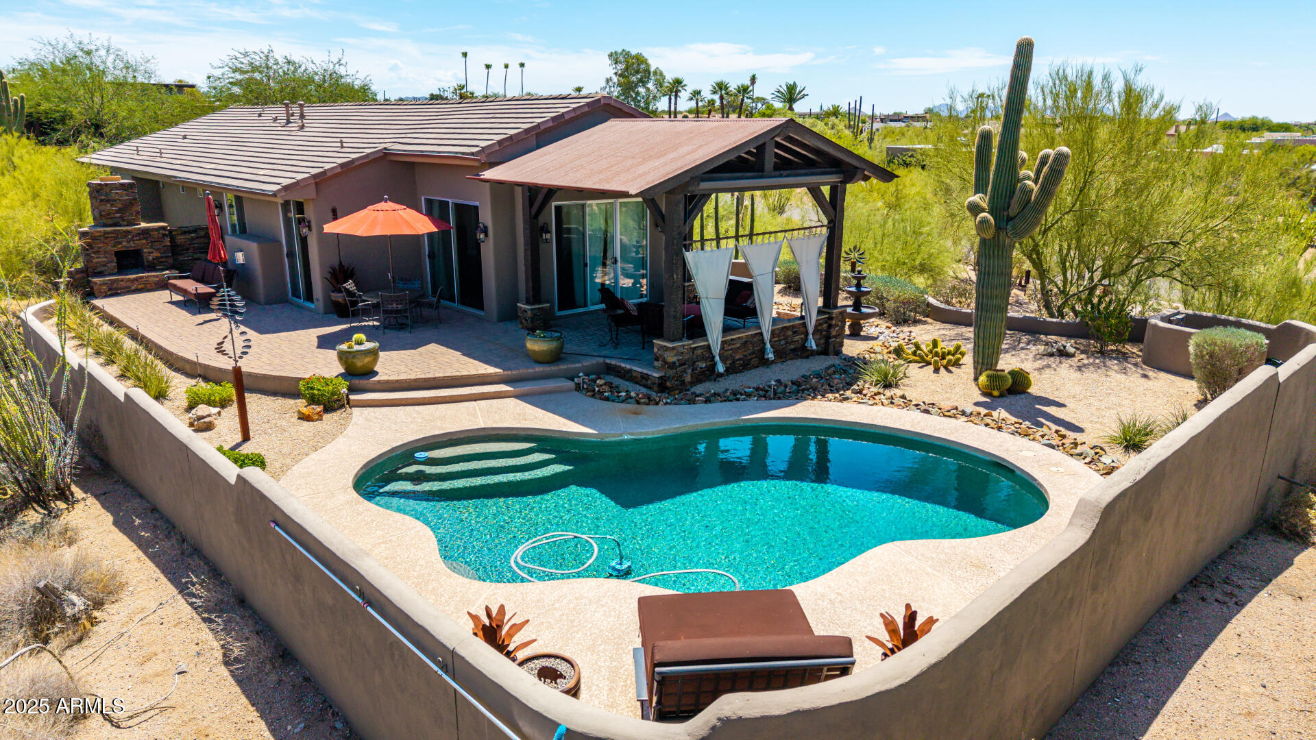 8102 E SERENE Street