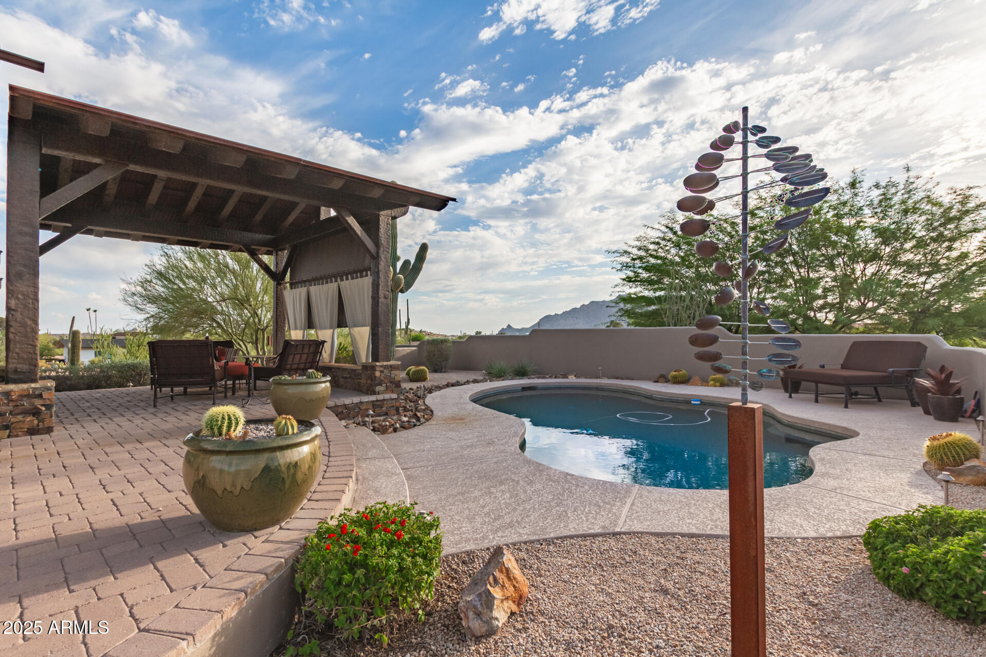 8102 E SERENE Street