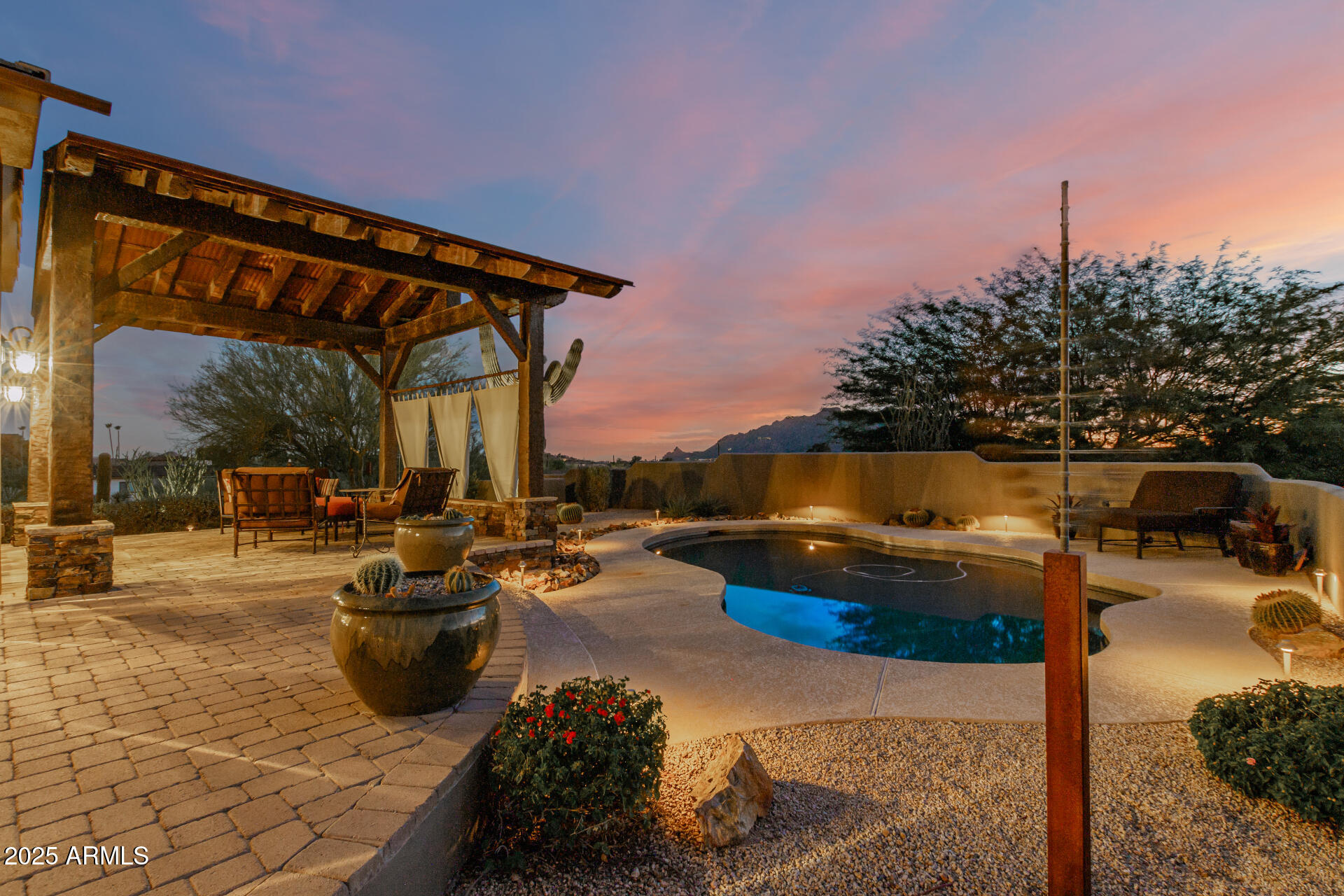 8102 E SERENE Street