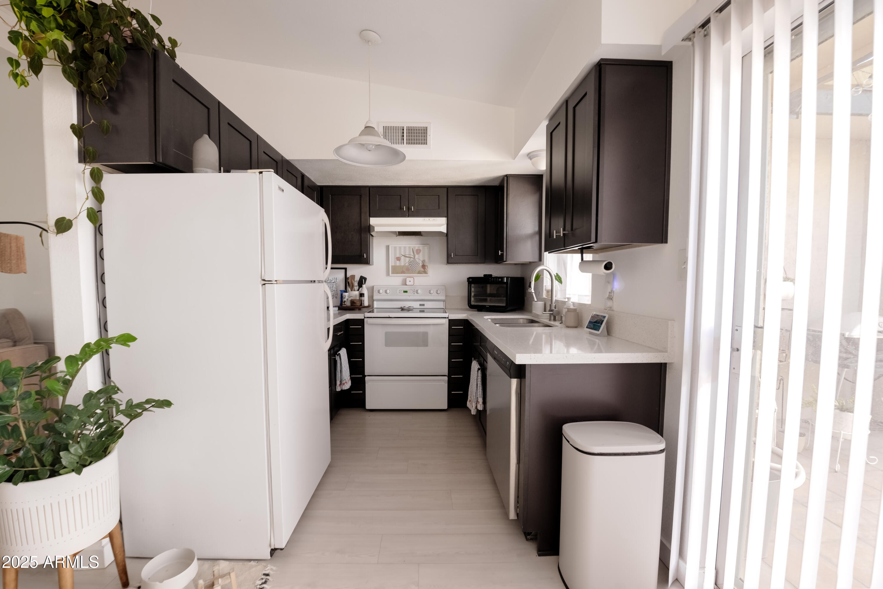 1320 E BETHANY HOME Road, 21