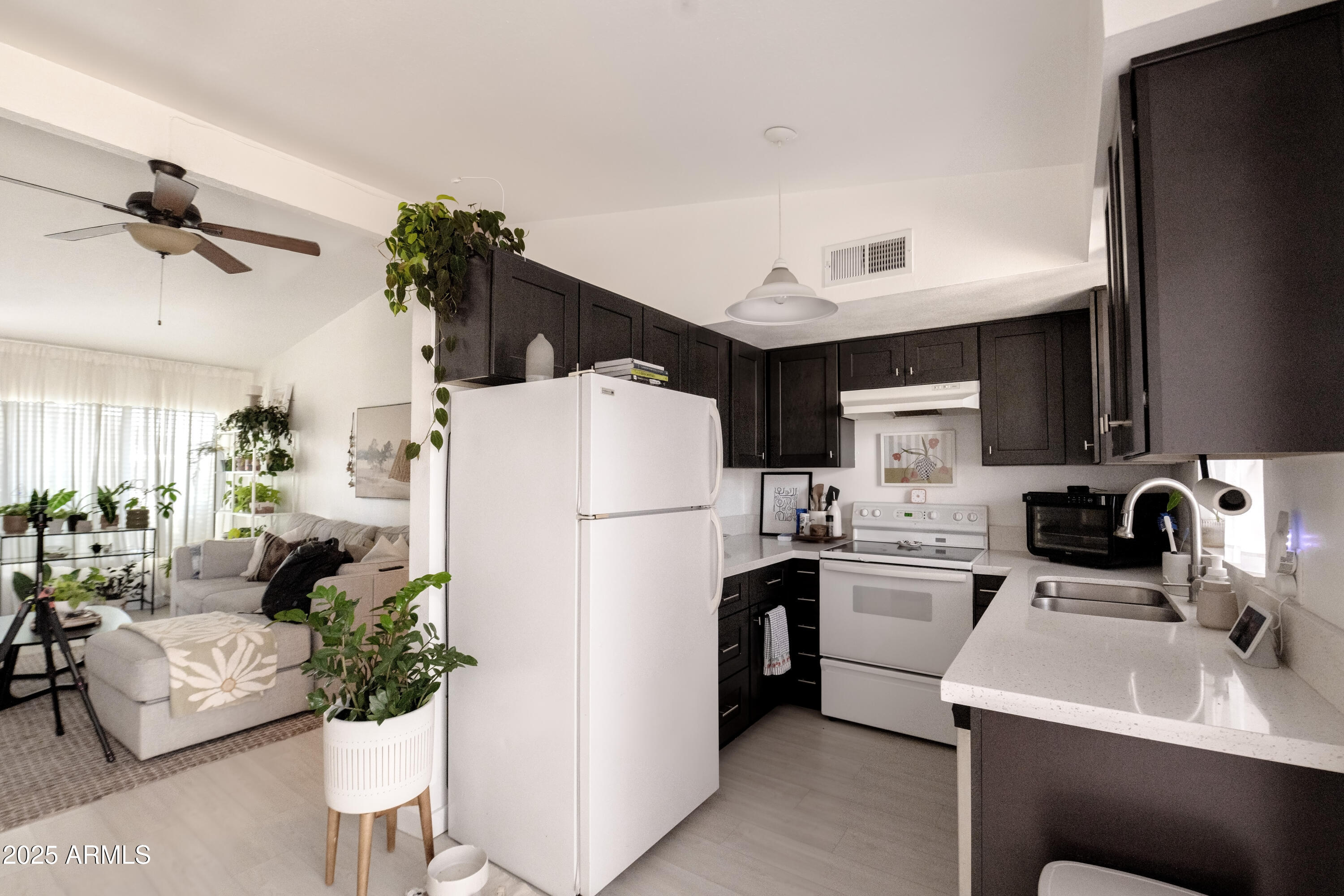 1320 E BETHANY HOME Road, 21