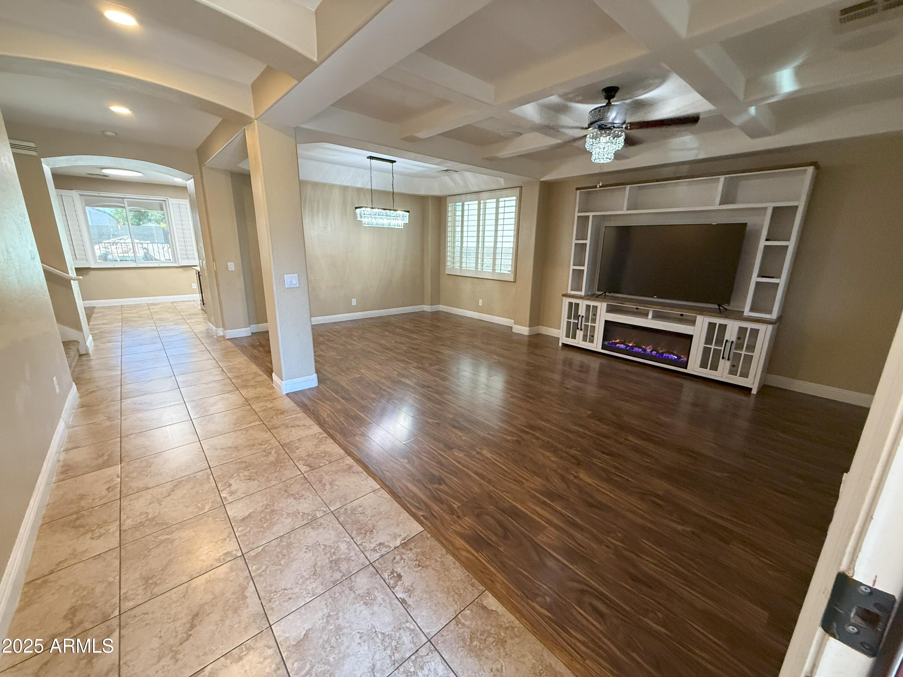 29410 W COLUMBUS Avenue