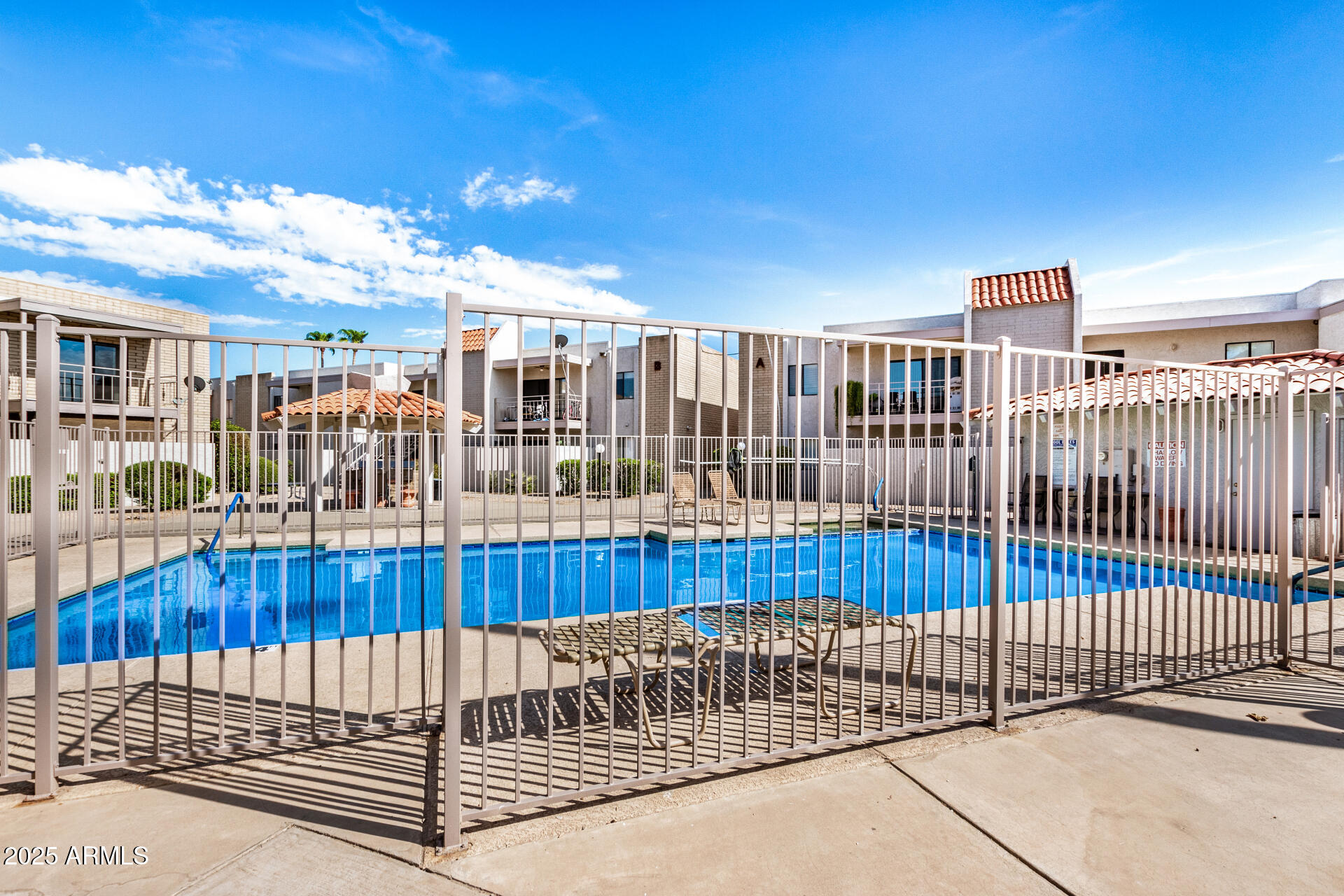 16635 N CAVE CREEK Road, 215