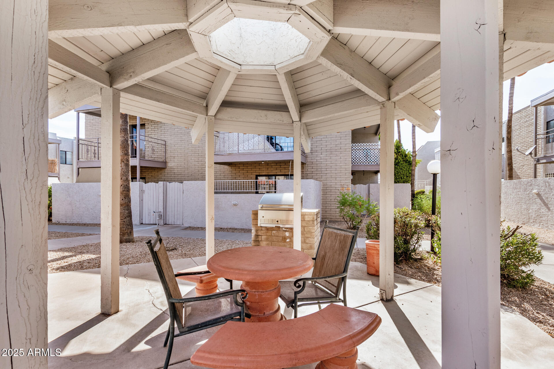 16635 N CAVE CREEK Road, 215