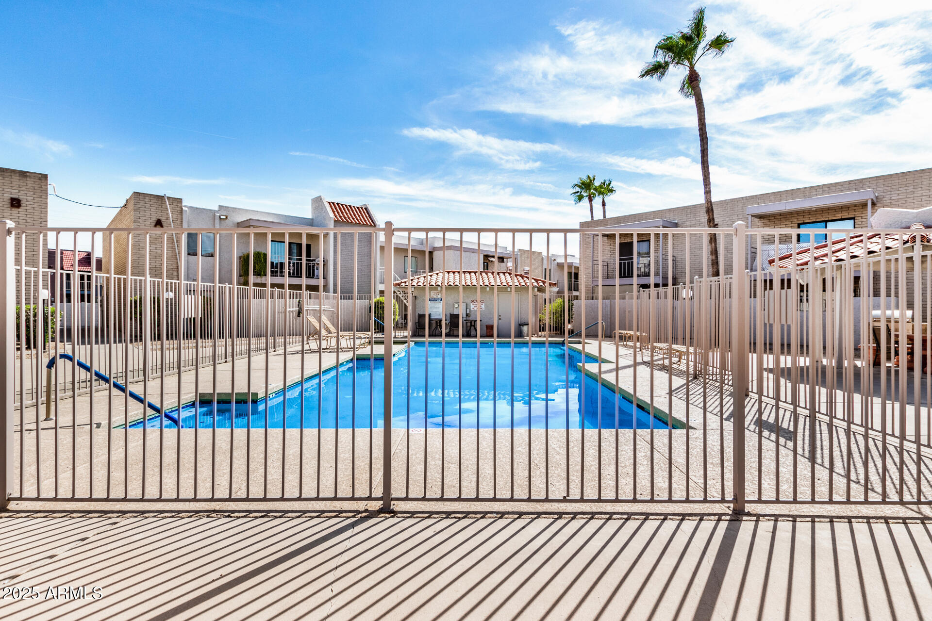 16635 N CAVE CREEK Road, 215