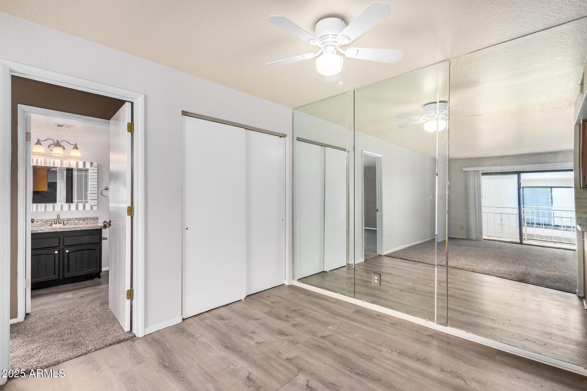 16635 N CAVE CREEK Road, 215