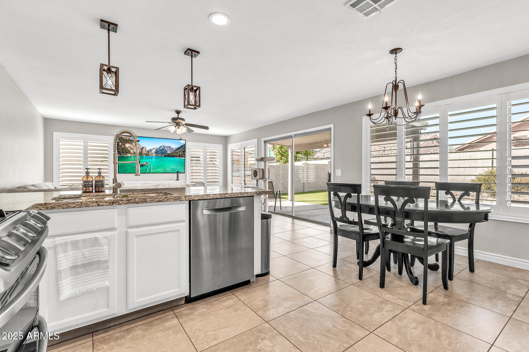 7314 E MADERO Avenue